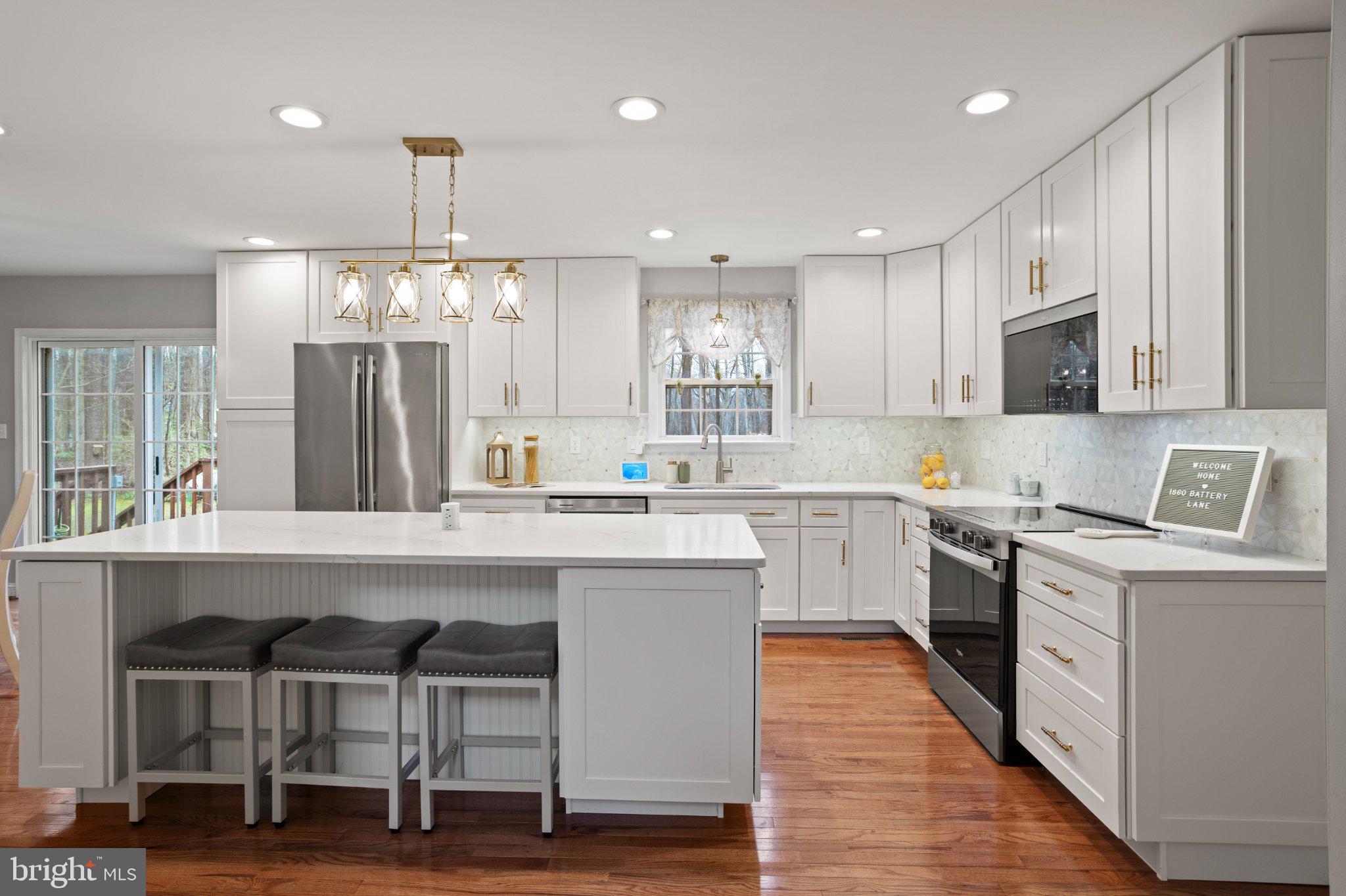 VICTORIA STATION - Residential