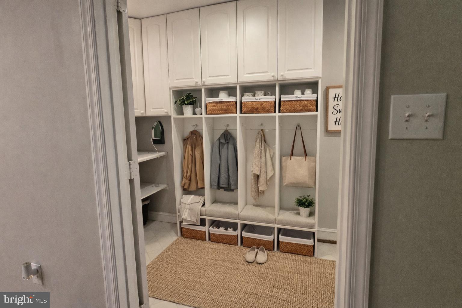 VICTORIA STATION - Residential