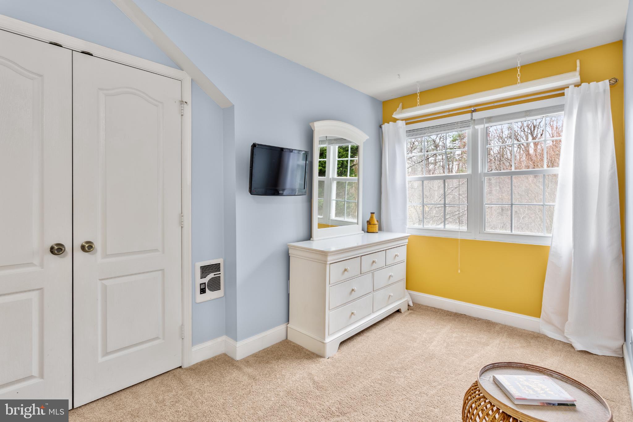 VICTORIA STATION - Residential