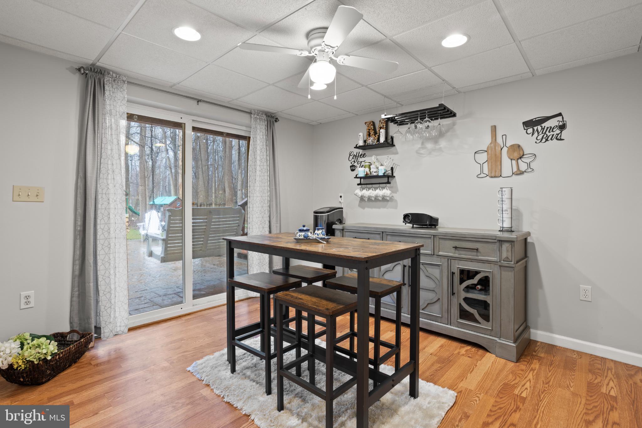 VICTORIA STATION - Residential