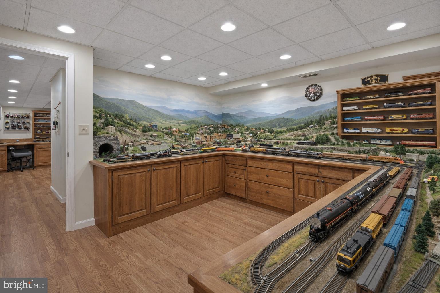 VICTORIA STATION - Residential