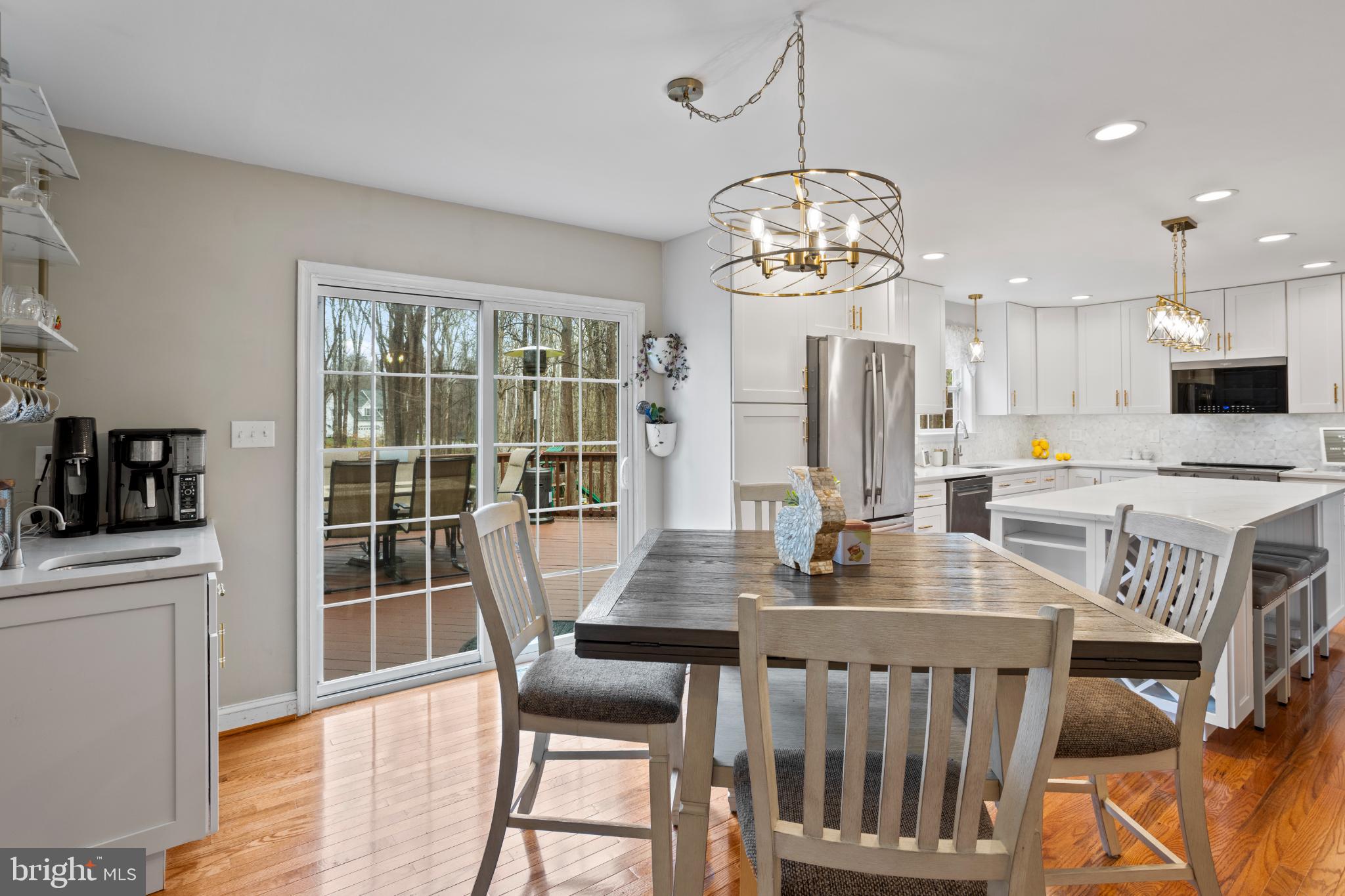 VICTORIA STATION - Residential