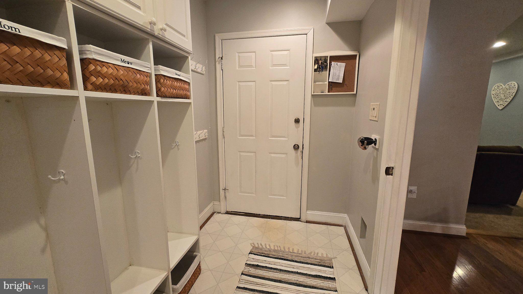 VICTORIA STATION - Residential