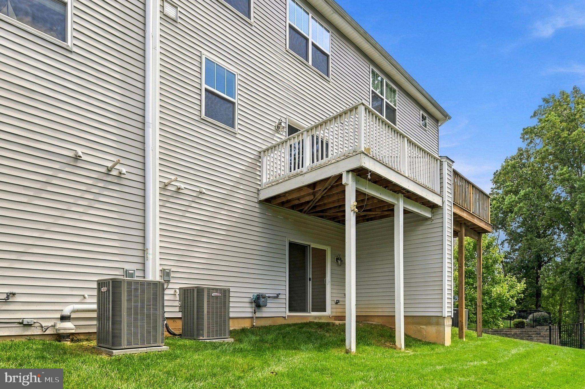 1874 BOULDER DRIVE