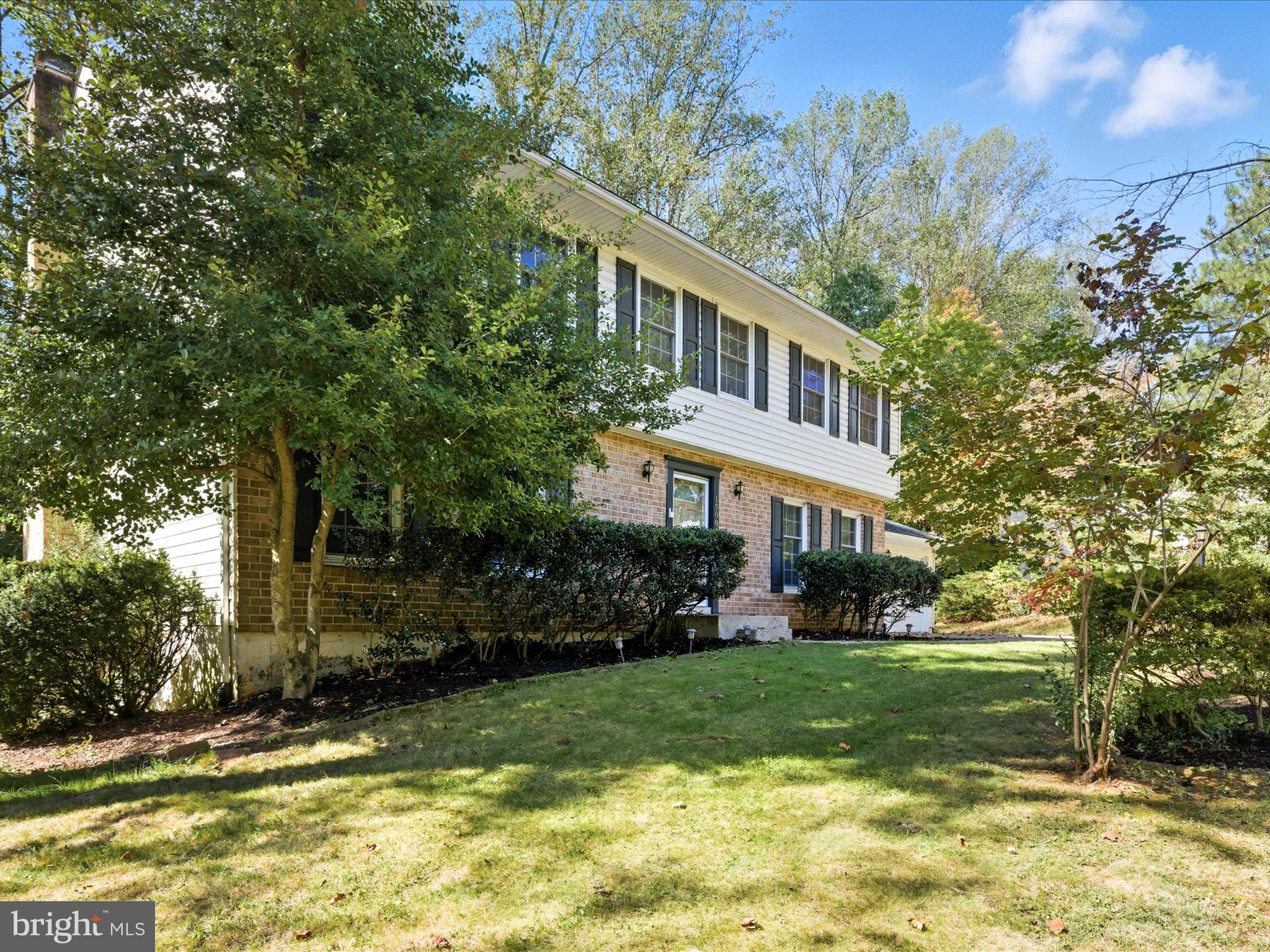 15084 GREENMOUNT DRIVE