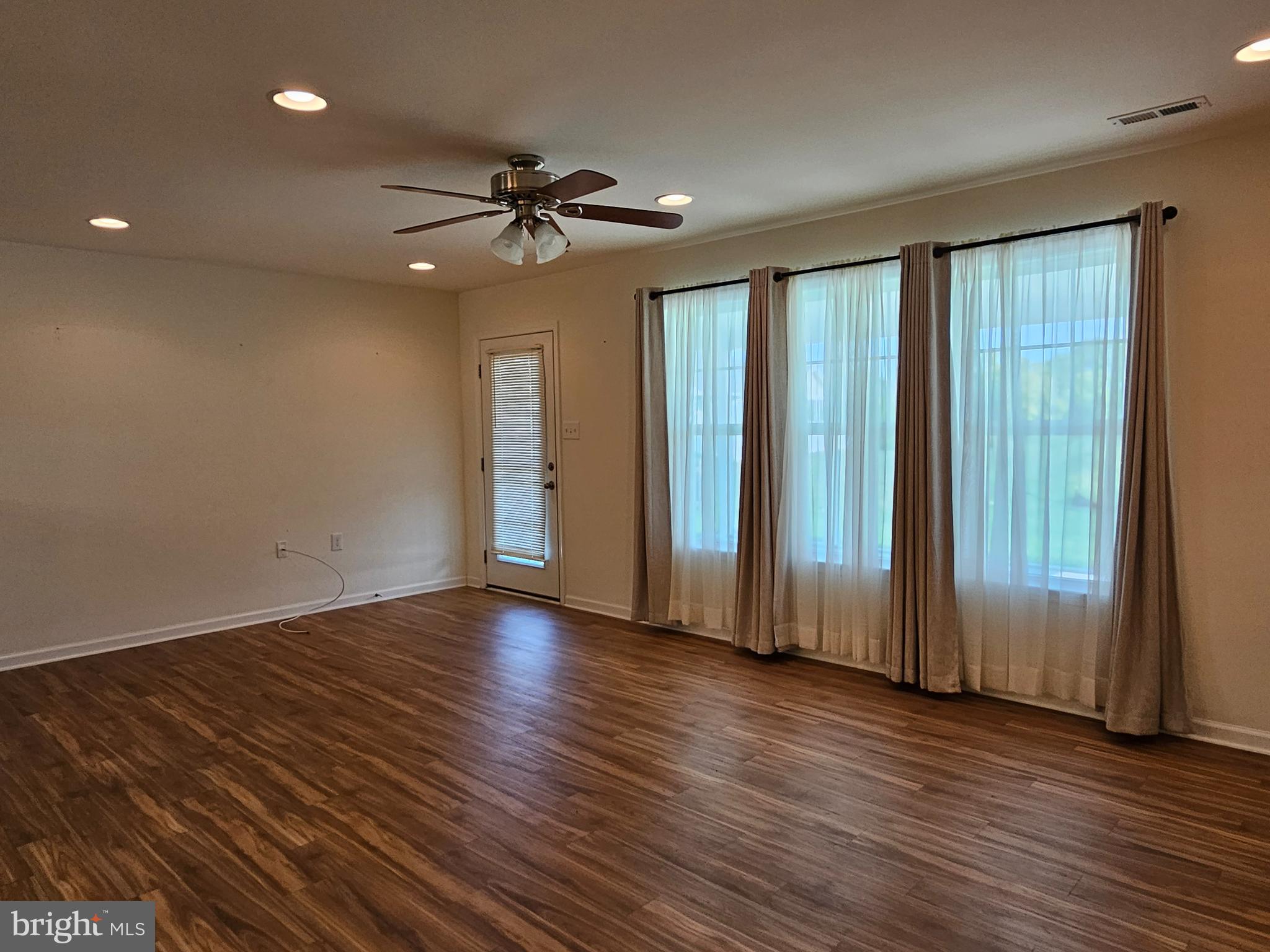 SPRING MILLS - Residential