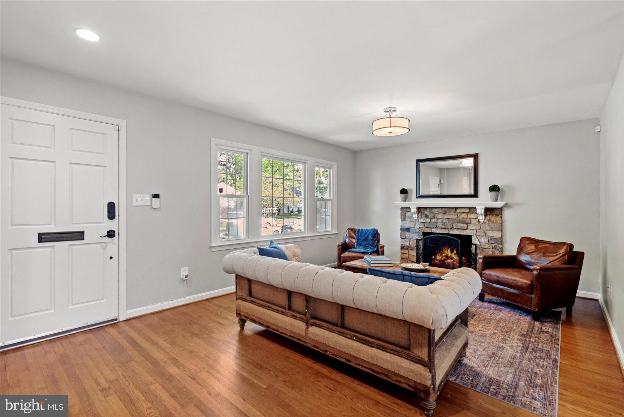 WAYNEWOOD - Residential