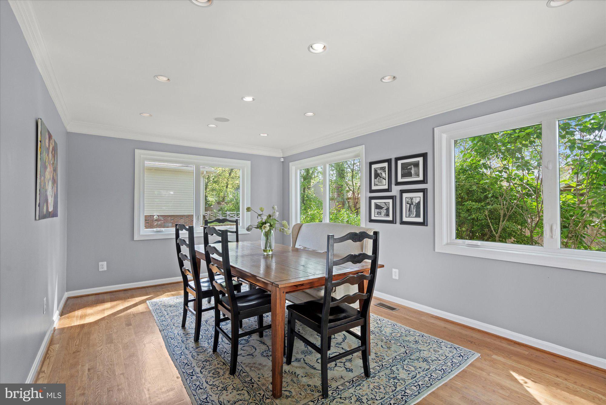 WAYNEWOOD - Residential