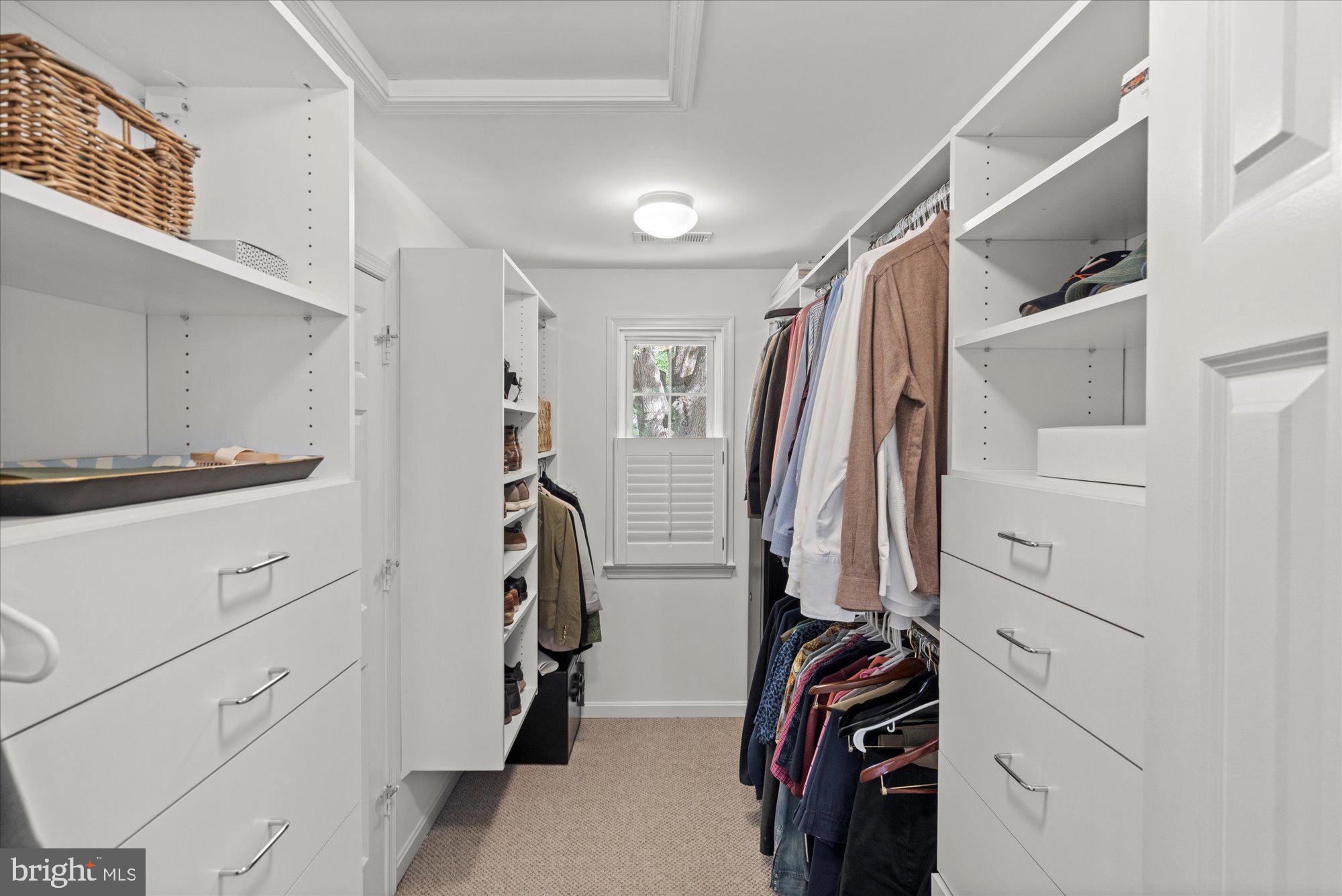 WAYNEWOOD - Residential