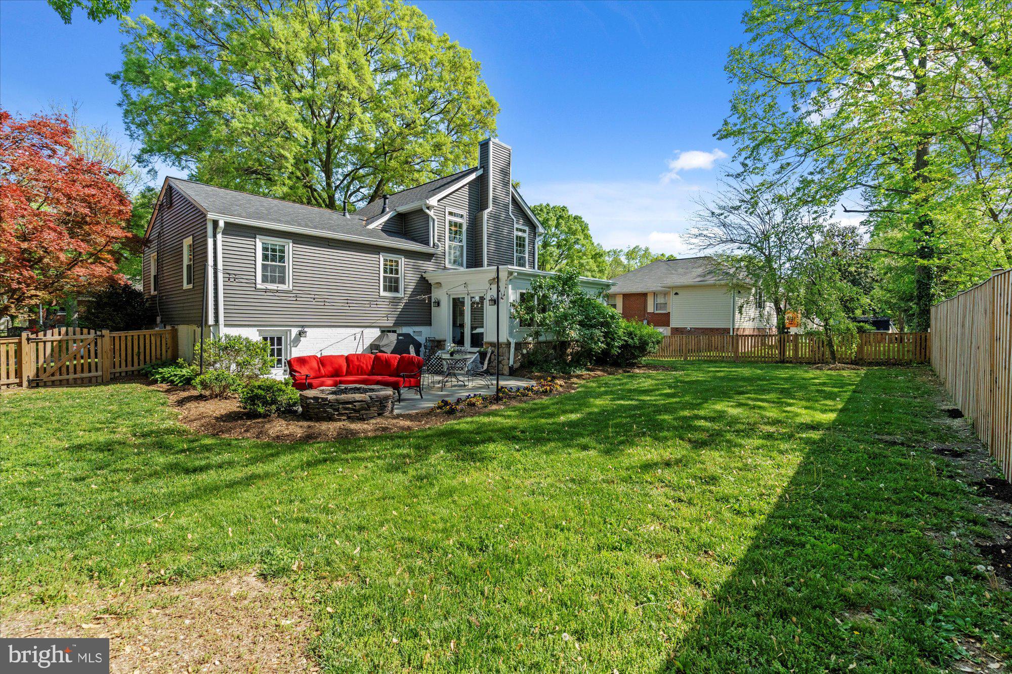 WAYNEWOOD - Residential