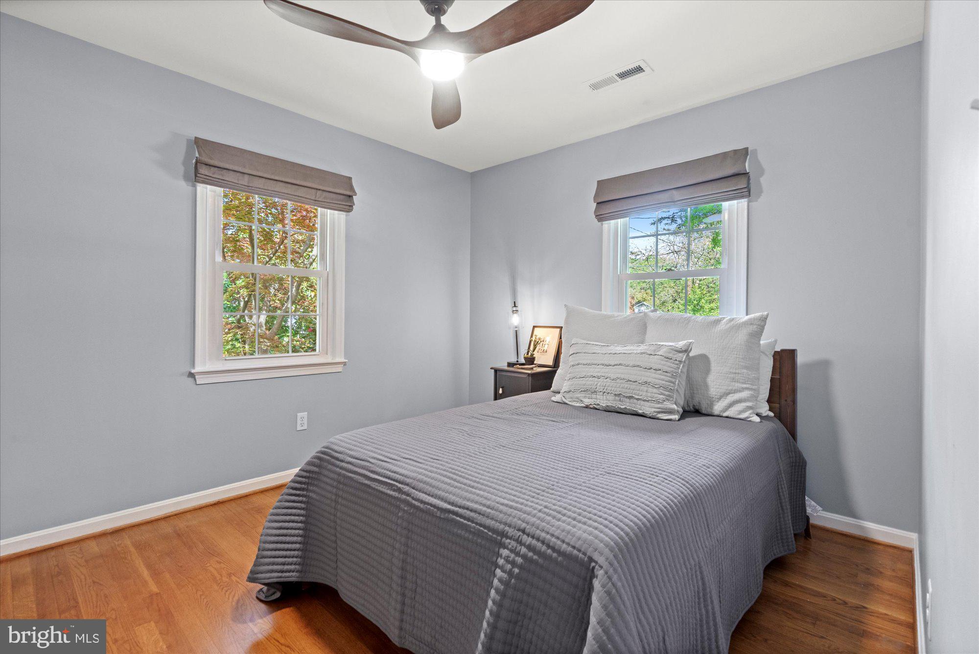 WAYNEWOOD - Residential