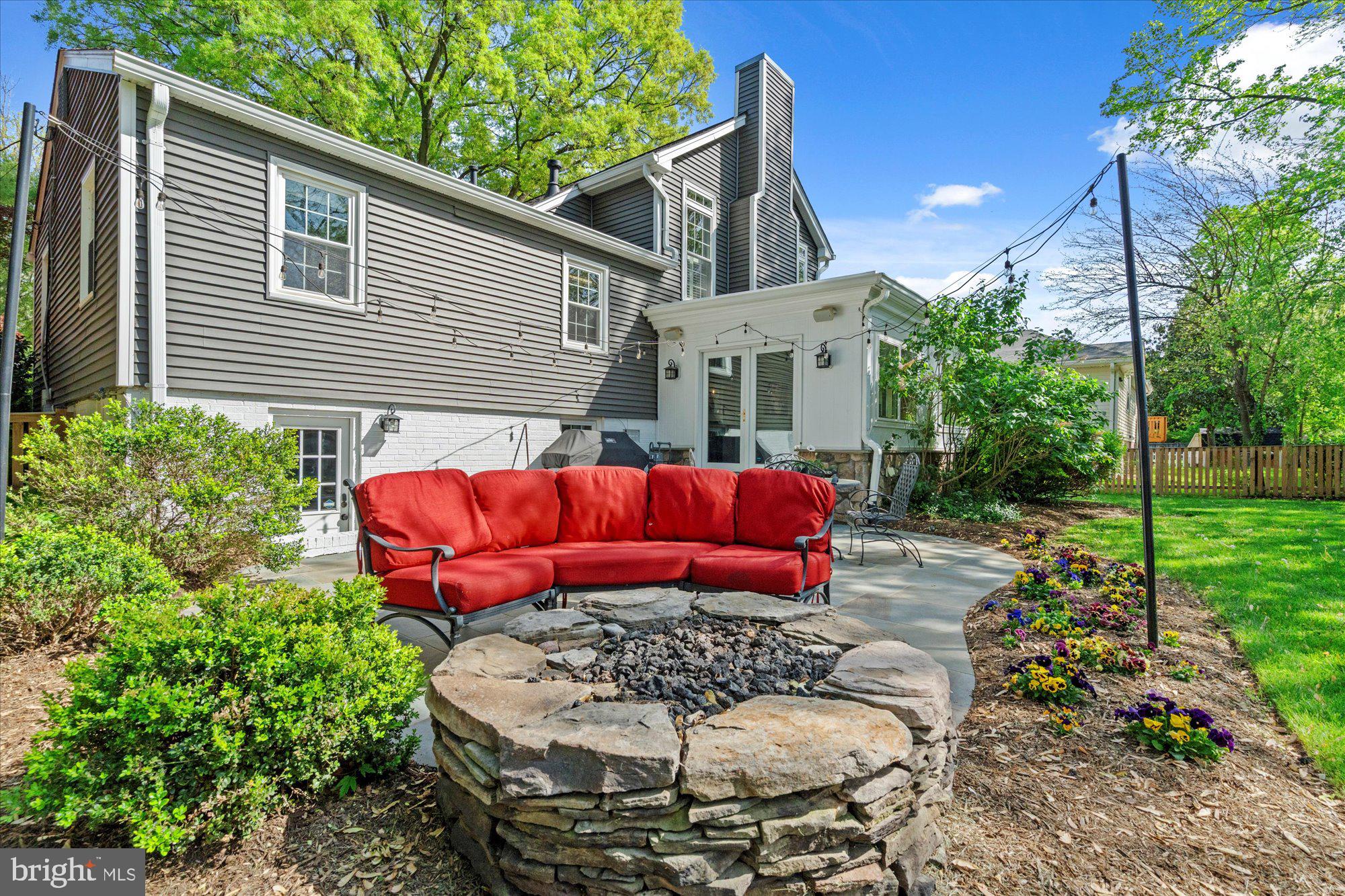 WAYNEWOOD - Residential