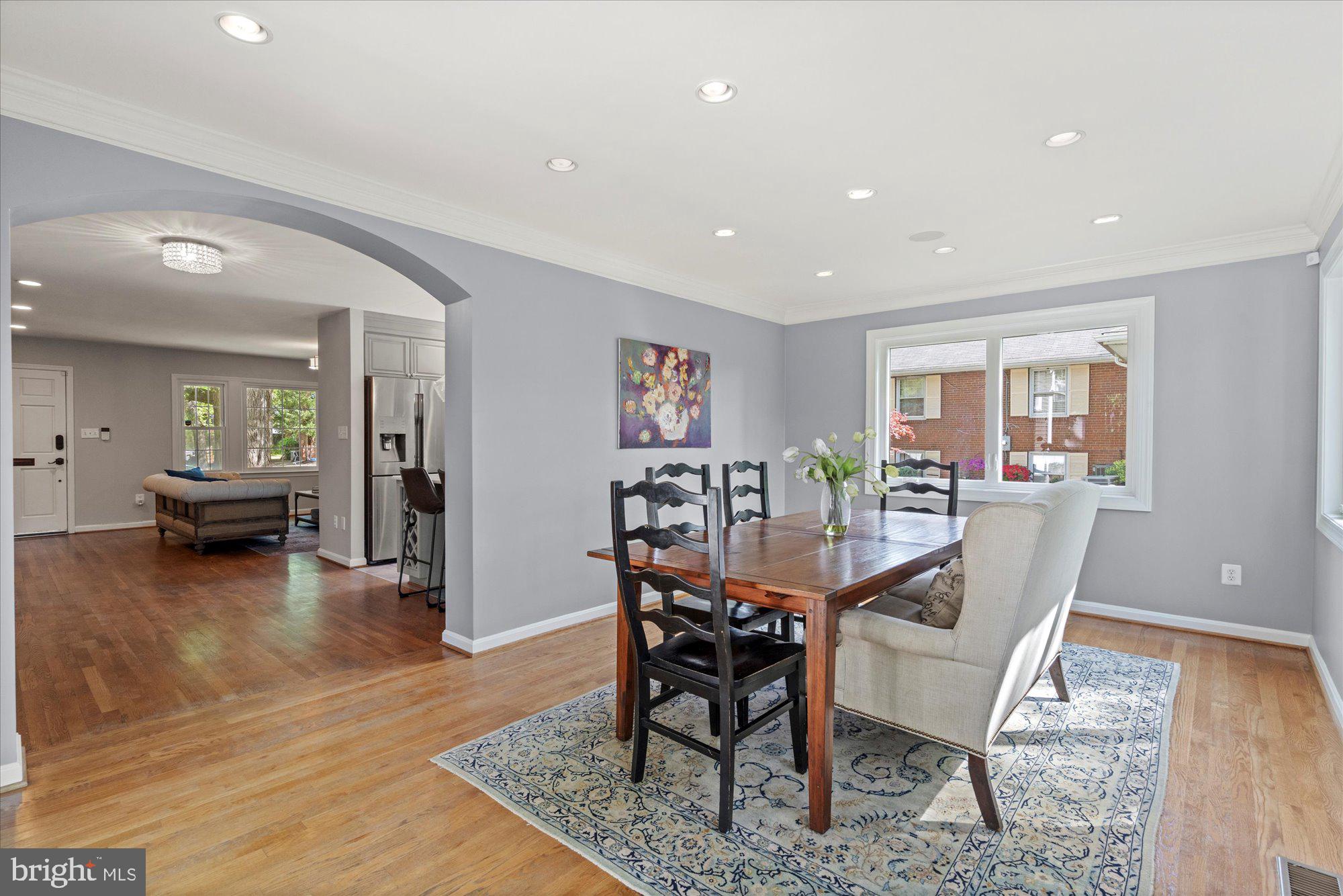 WAYNEWOOD - Residential