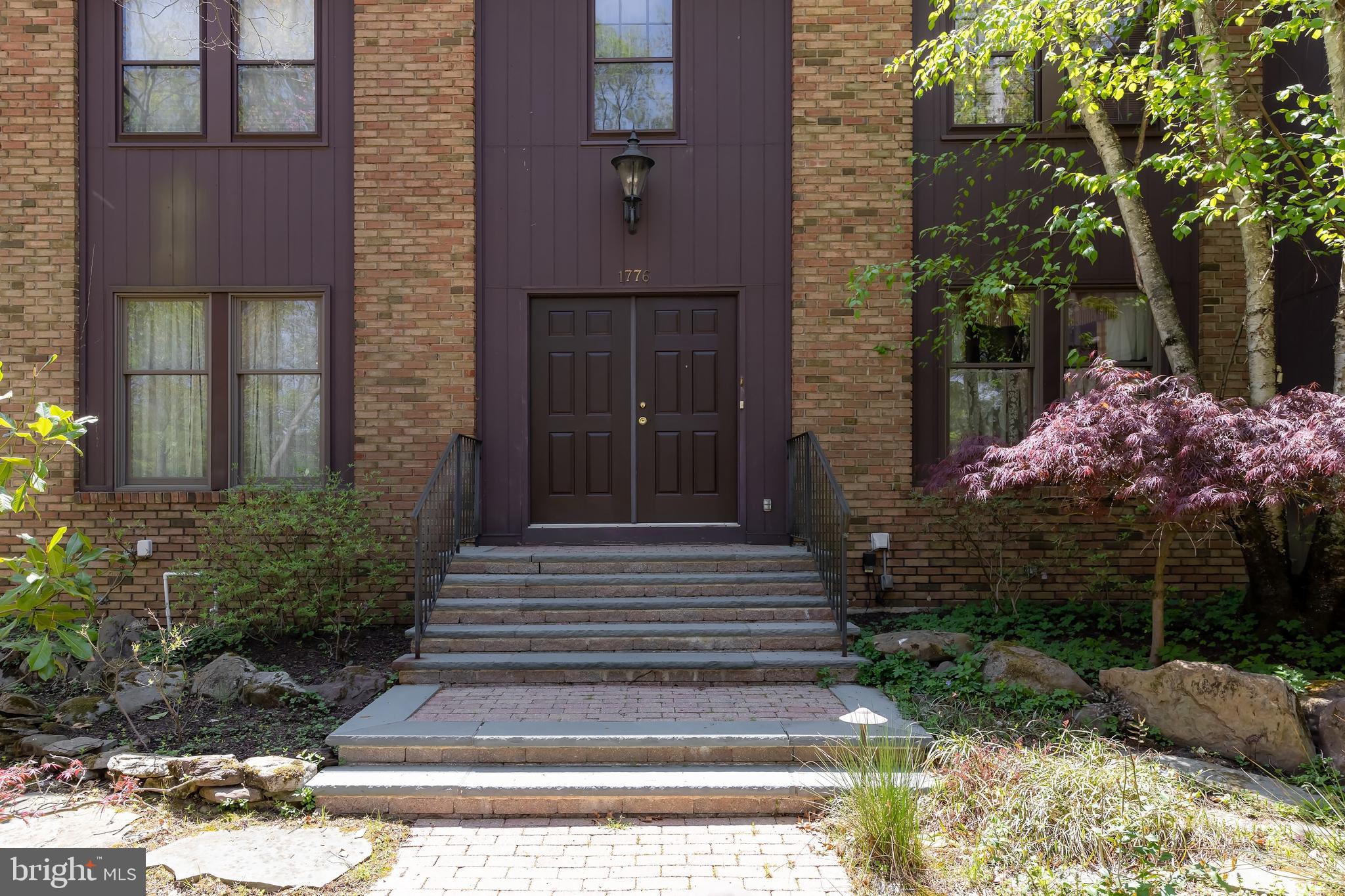 1776 QUEEN ANNE ROAD