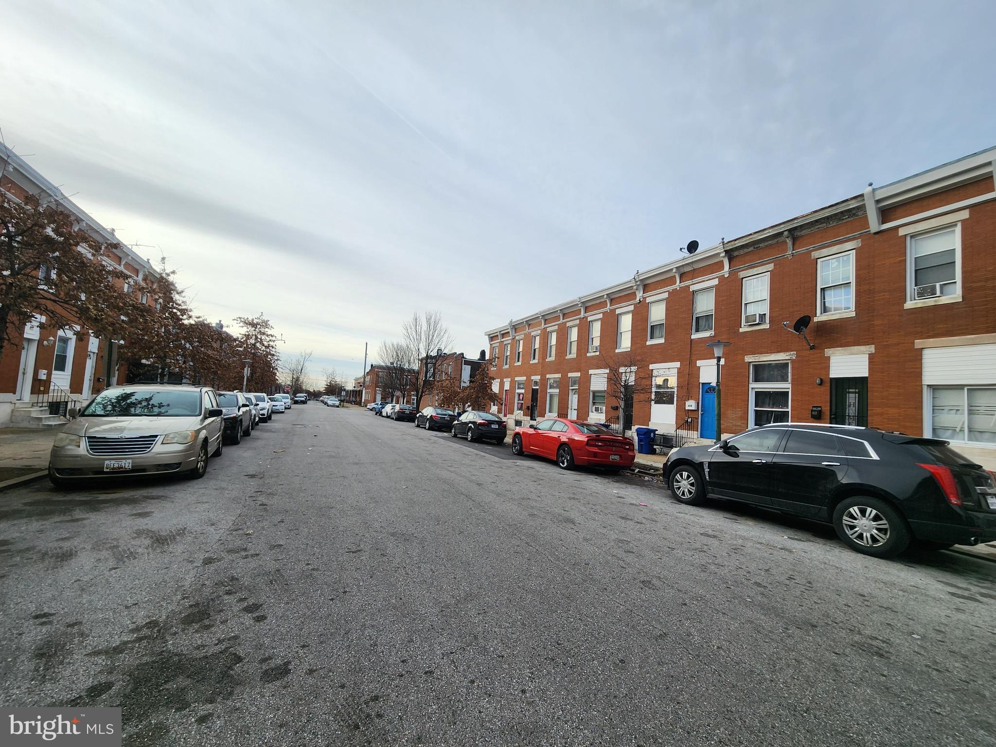 ELLWOOD PARK - Residential