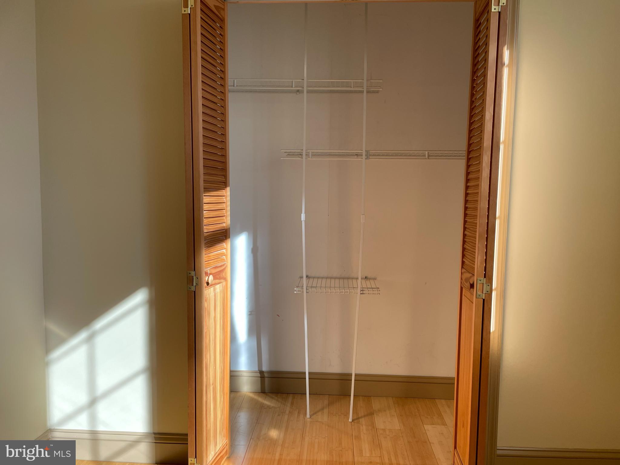 POINT BREEZE - Residential Lease