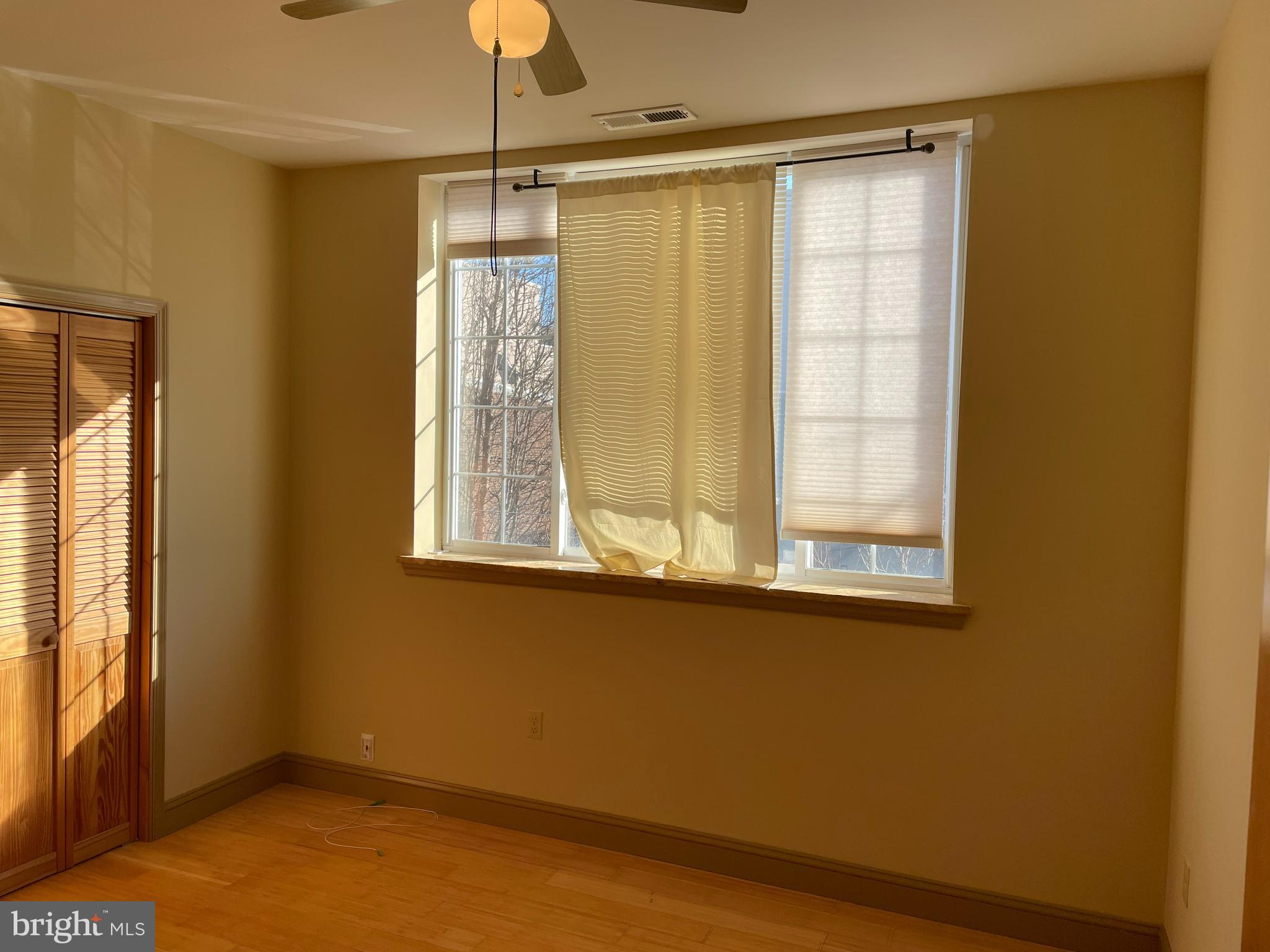 POINT BREEZE - Residential Lease