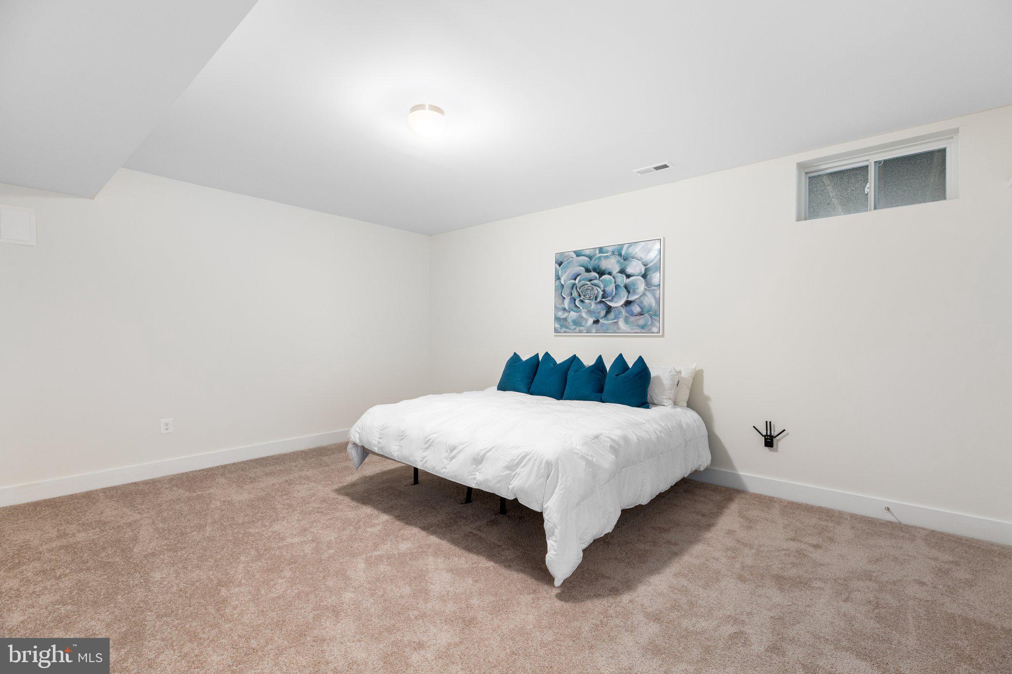 SULLIVAN ESTATES - Residential