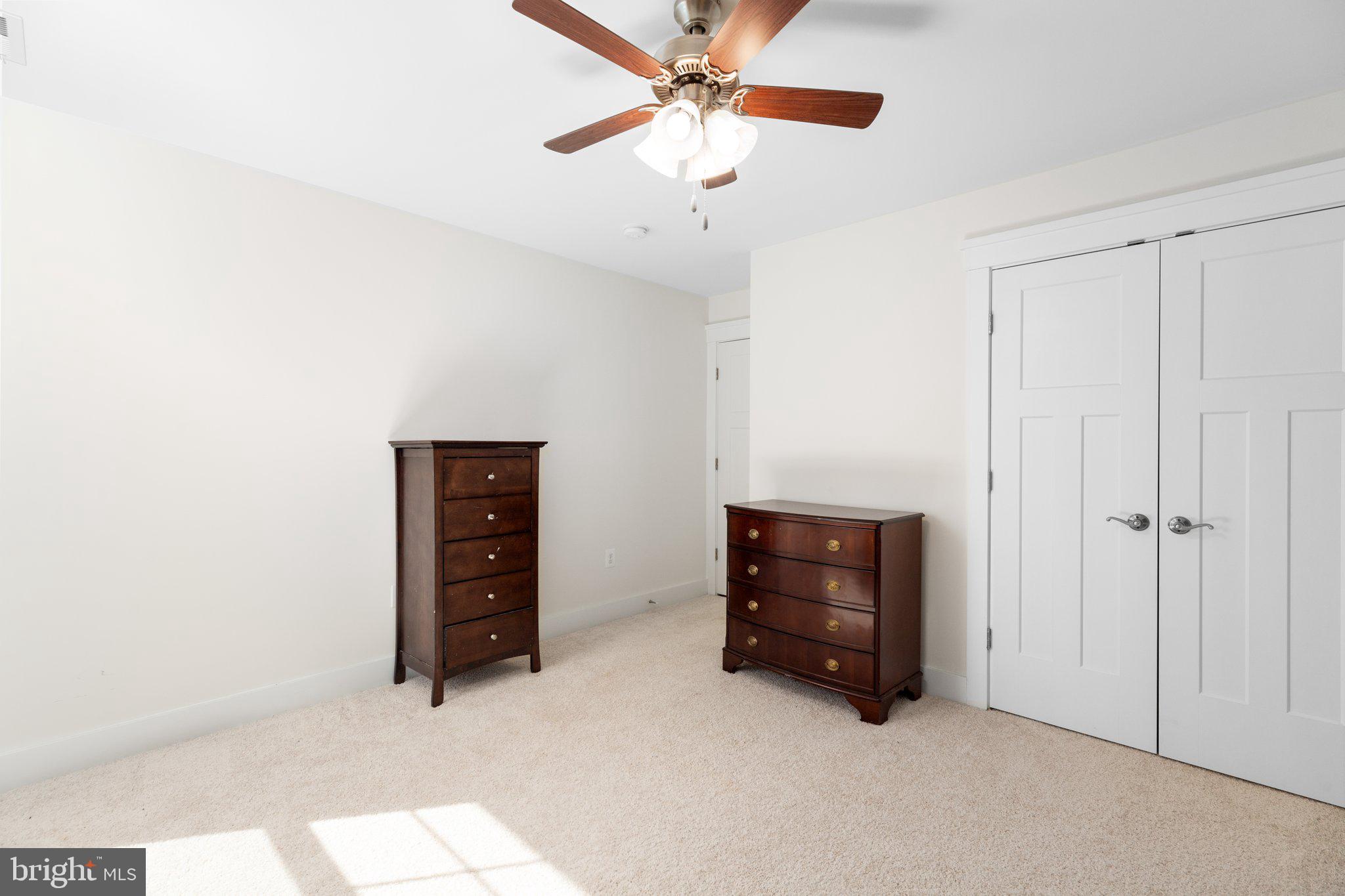 SULLIVAN ESTATES - Residential