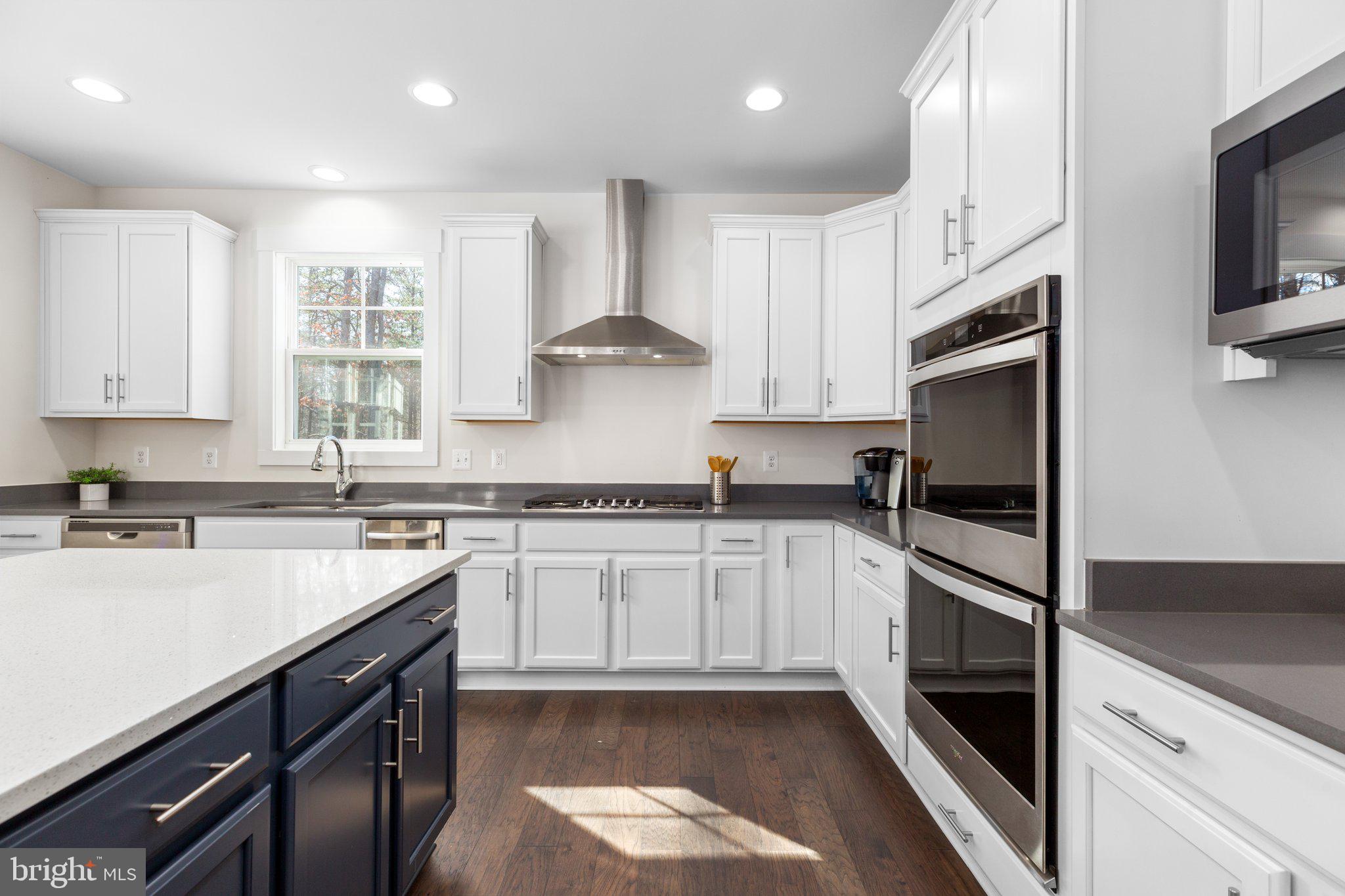 SULLIVAN ESTATES - Residential