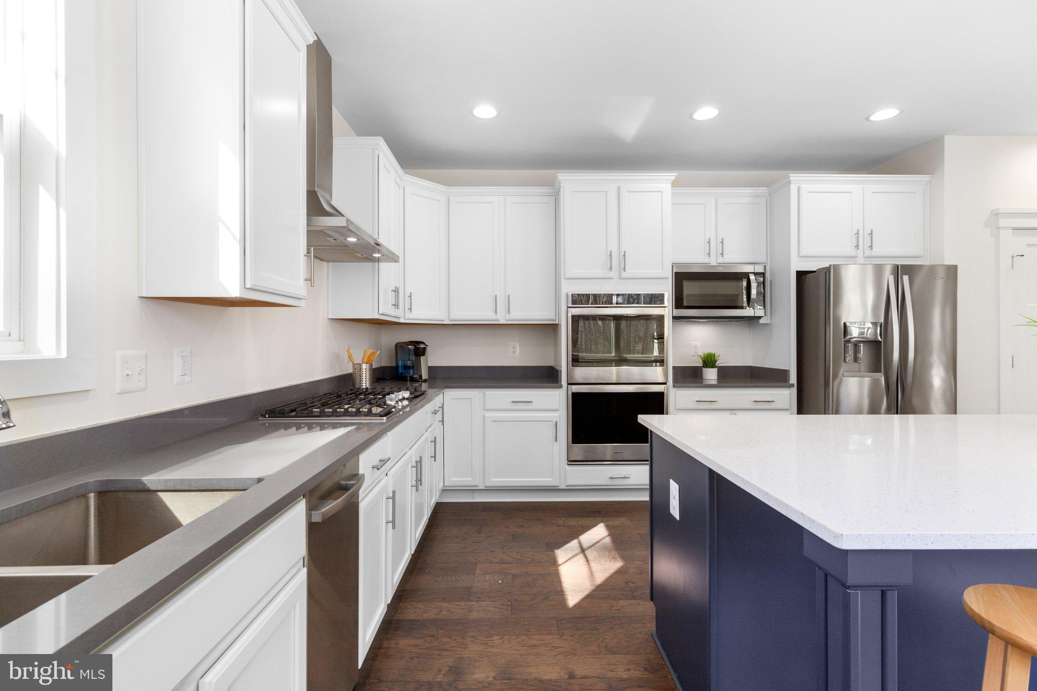 SULLIVAN ESTATES - Residential