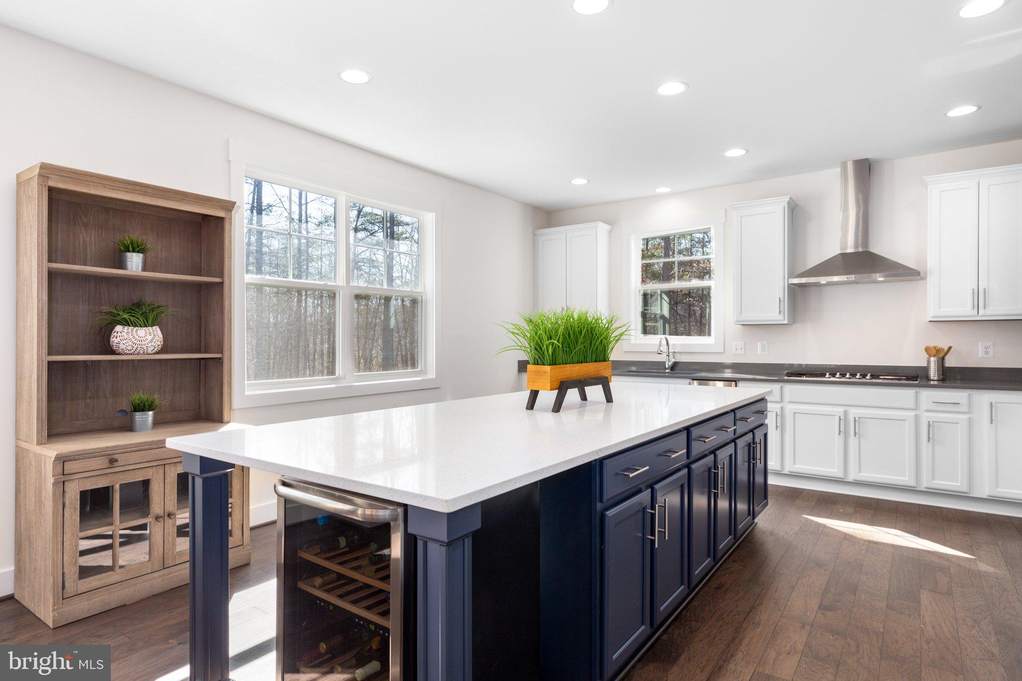 SULLIVAN ESTATES - Residential