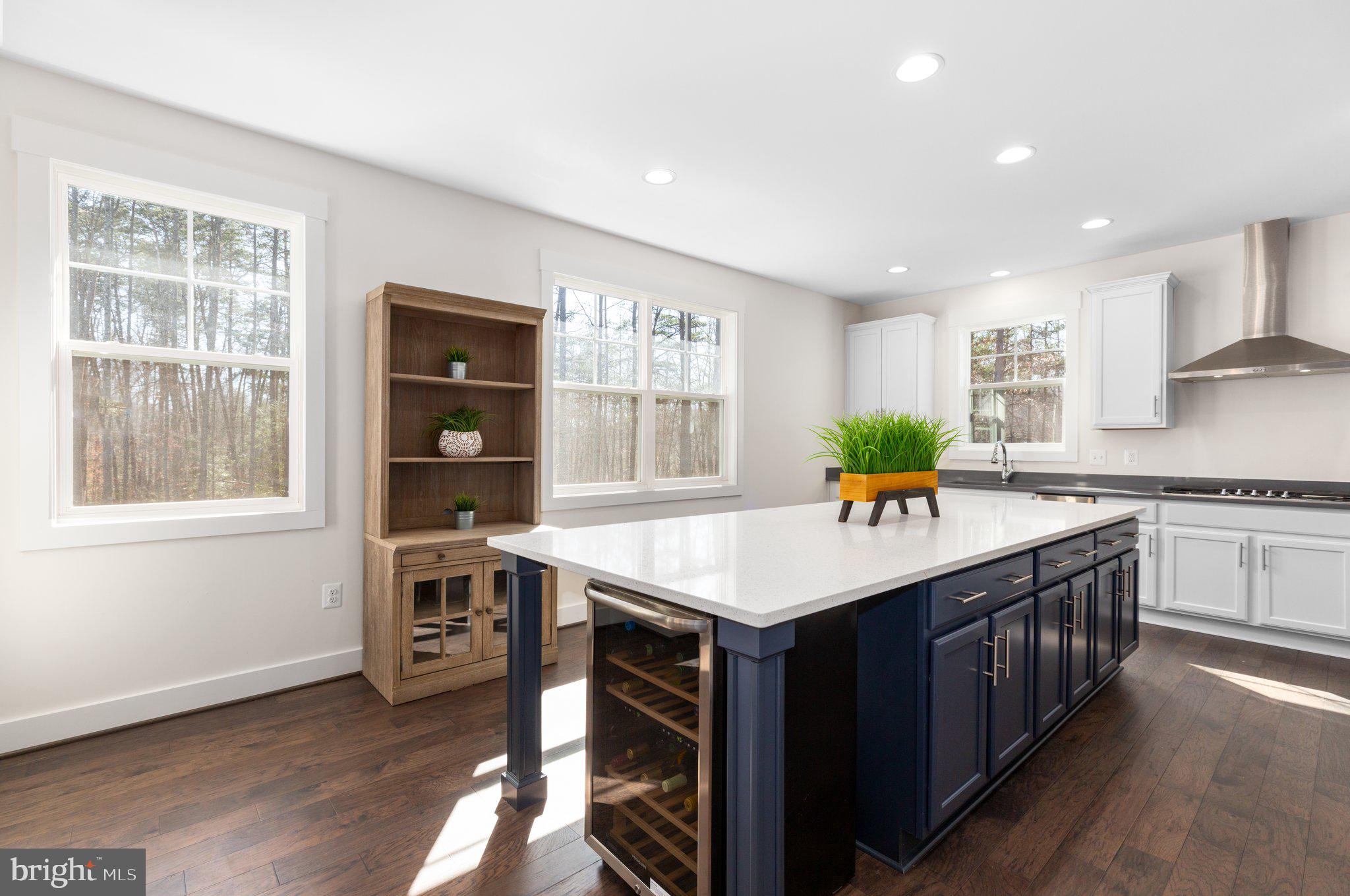 SULLIVAN ESTATES - Residential