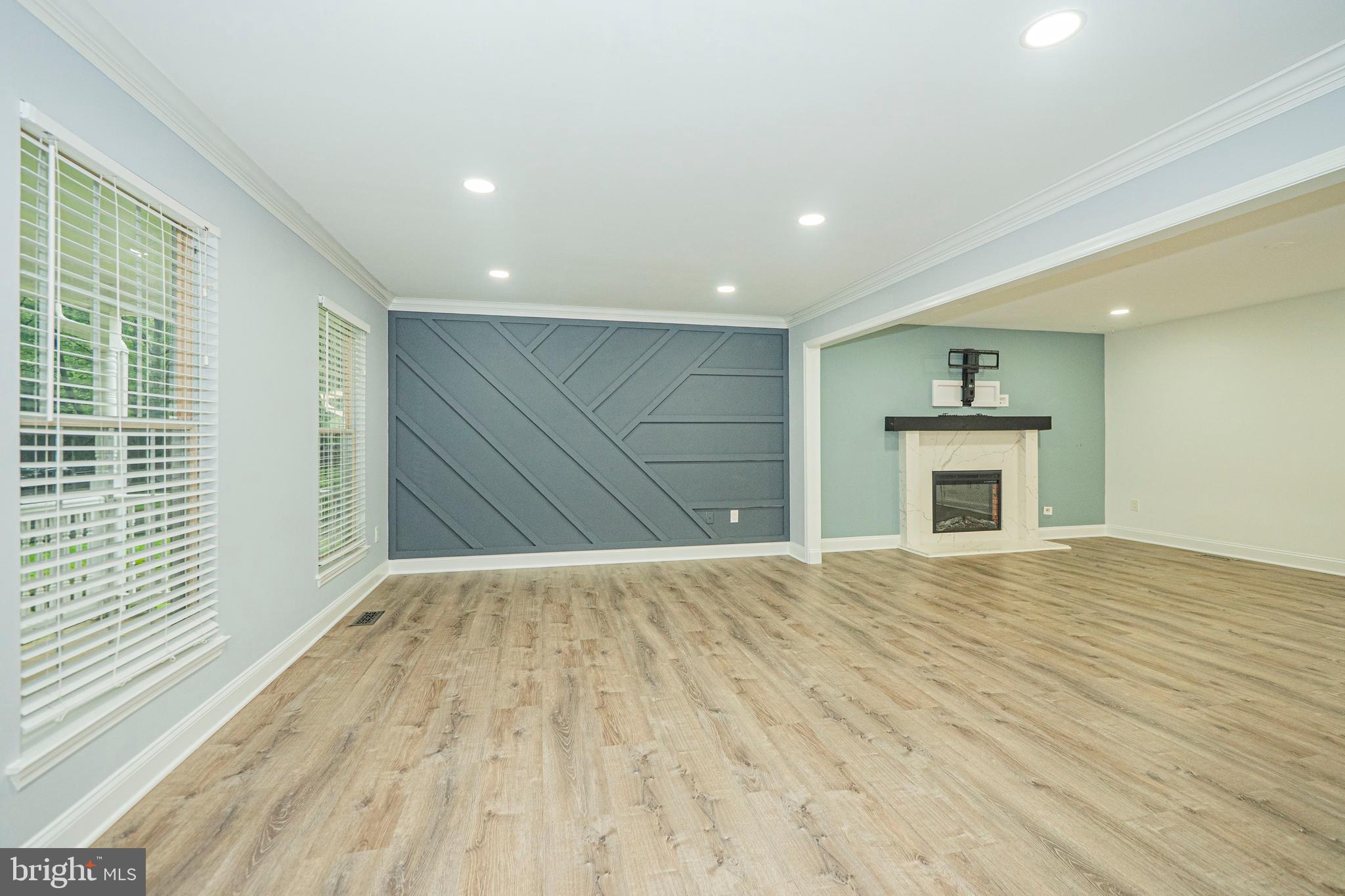 214 BOOKHAM LANE