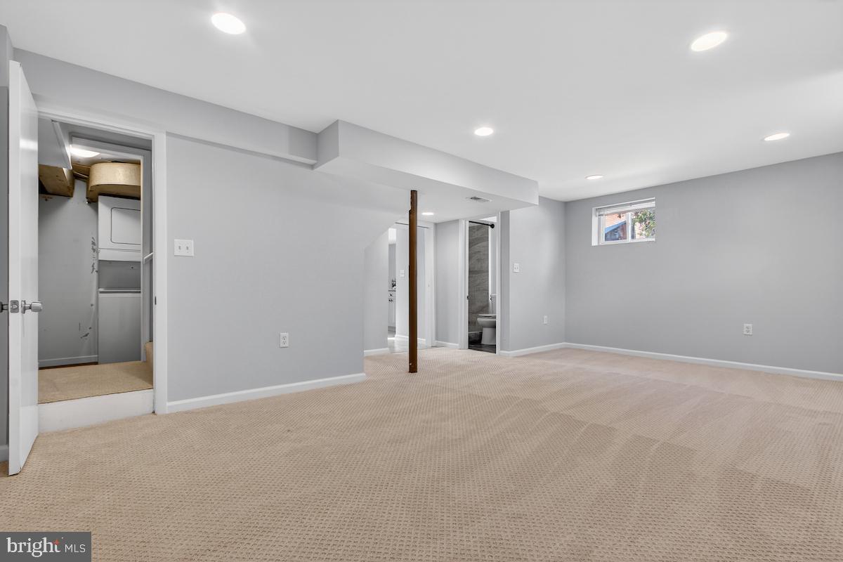 HILLCREST HEIGHTS - Residential