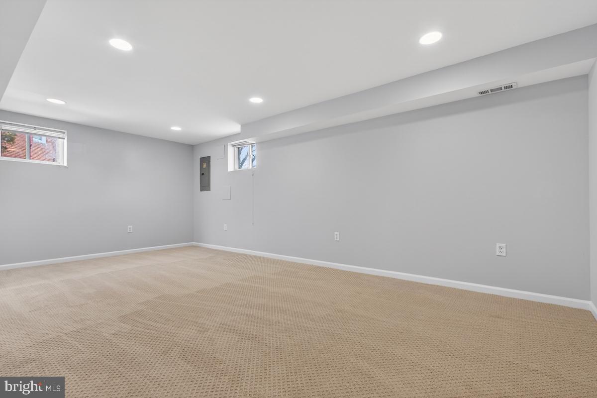 HILLCREST HEIGHTS - Residential