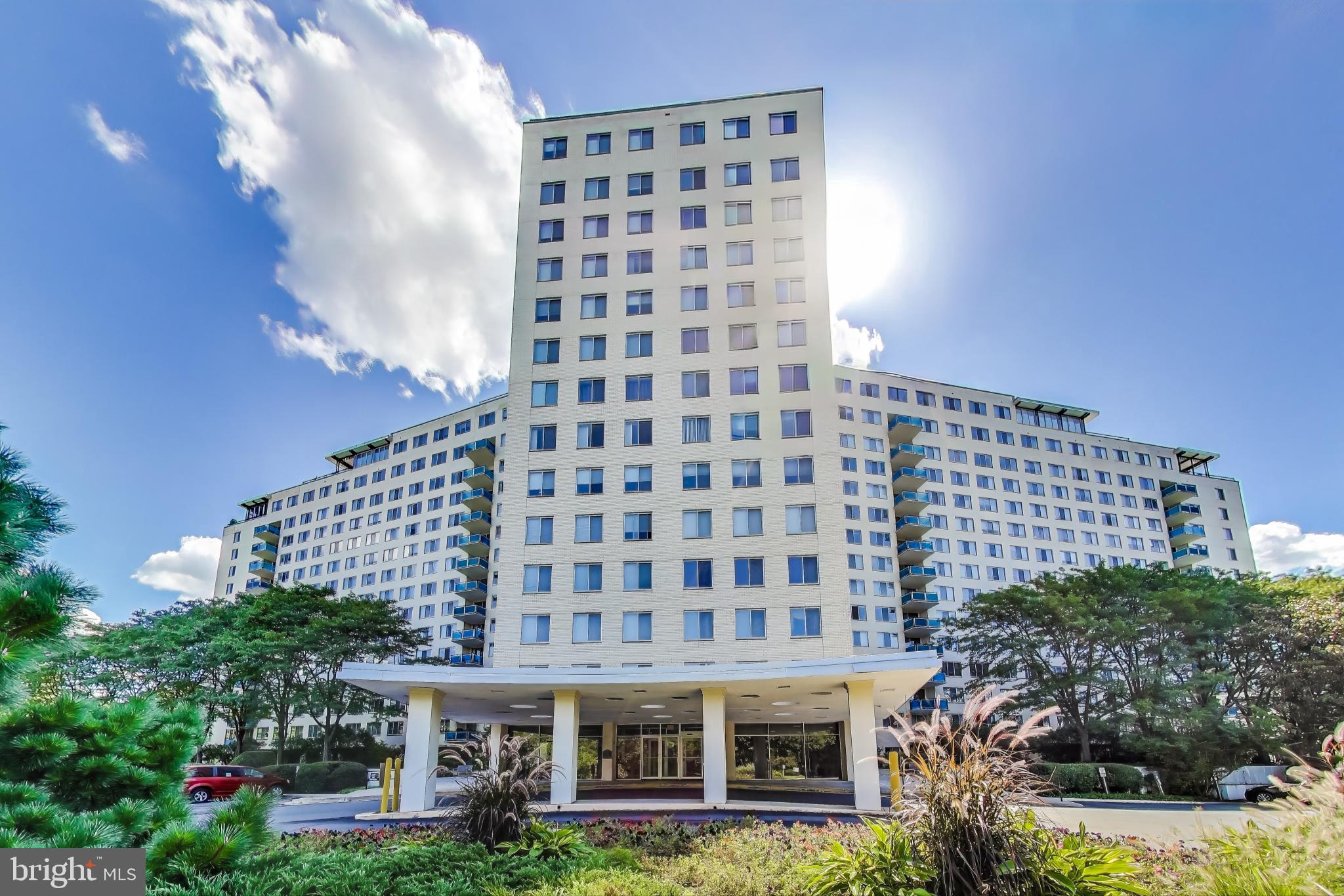 10401 GROSVENOR 1620