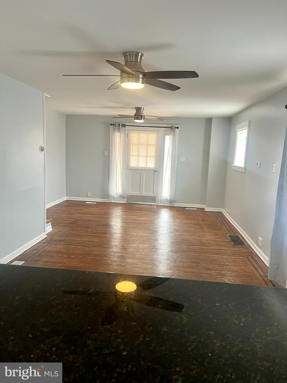 HOLMESBURG - Residential