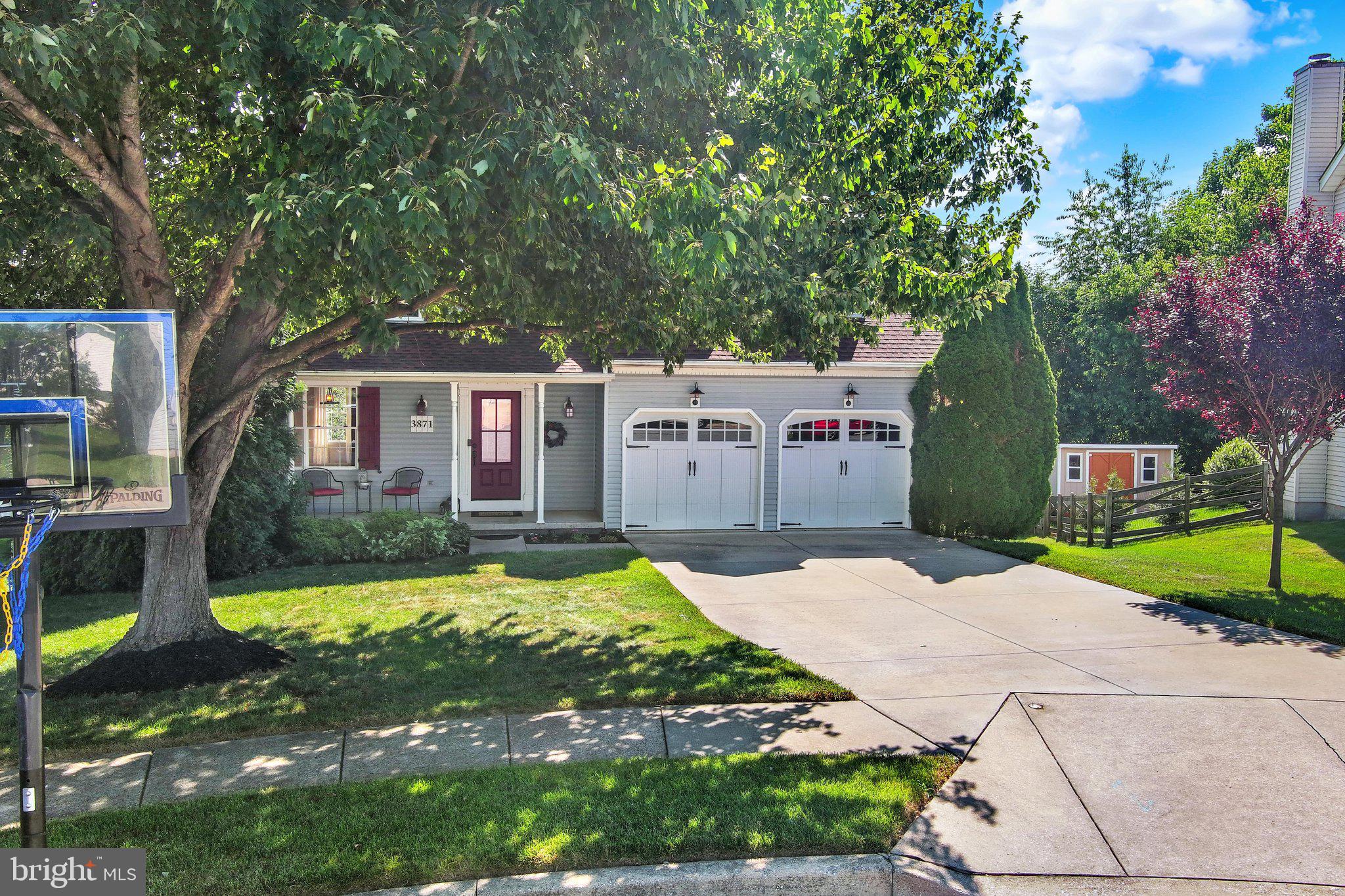 3871 YELLOWSTONE COURT