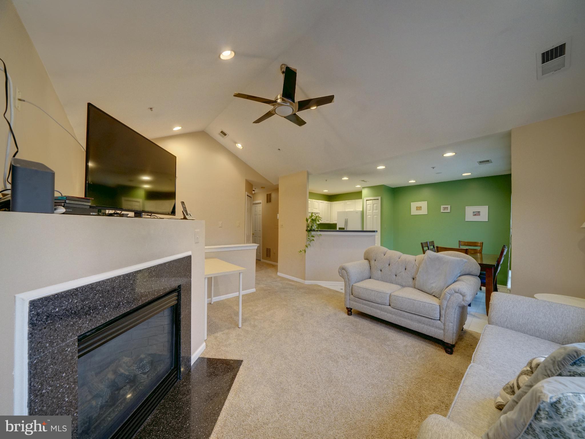 6201 WILD SWAN WAY 201