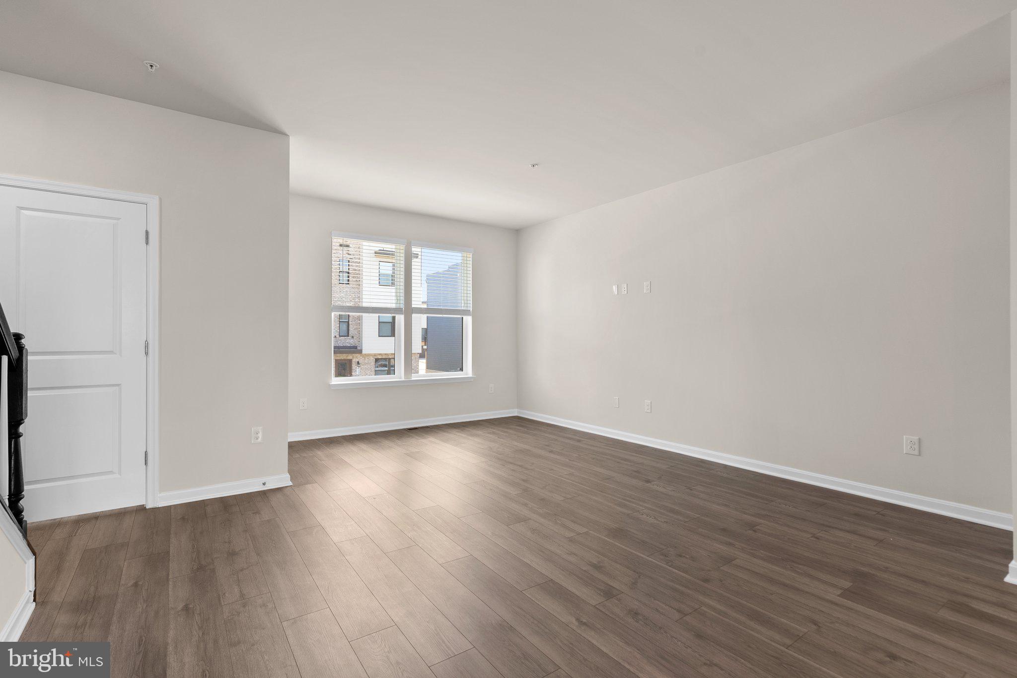 RENN QUARTER - Residential Lease