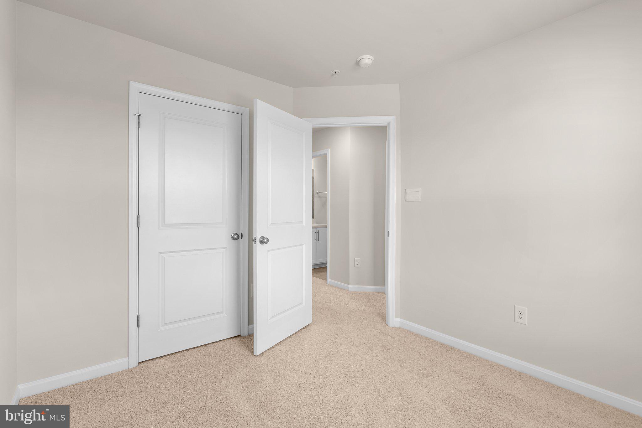 RENN QUARTER - Residential Lease