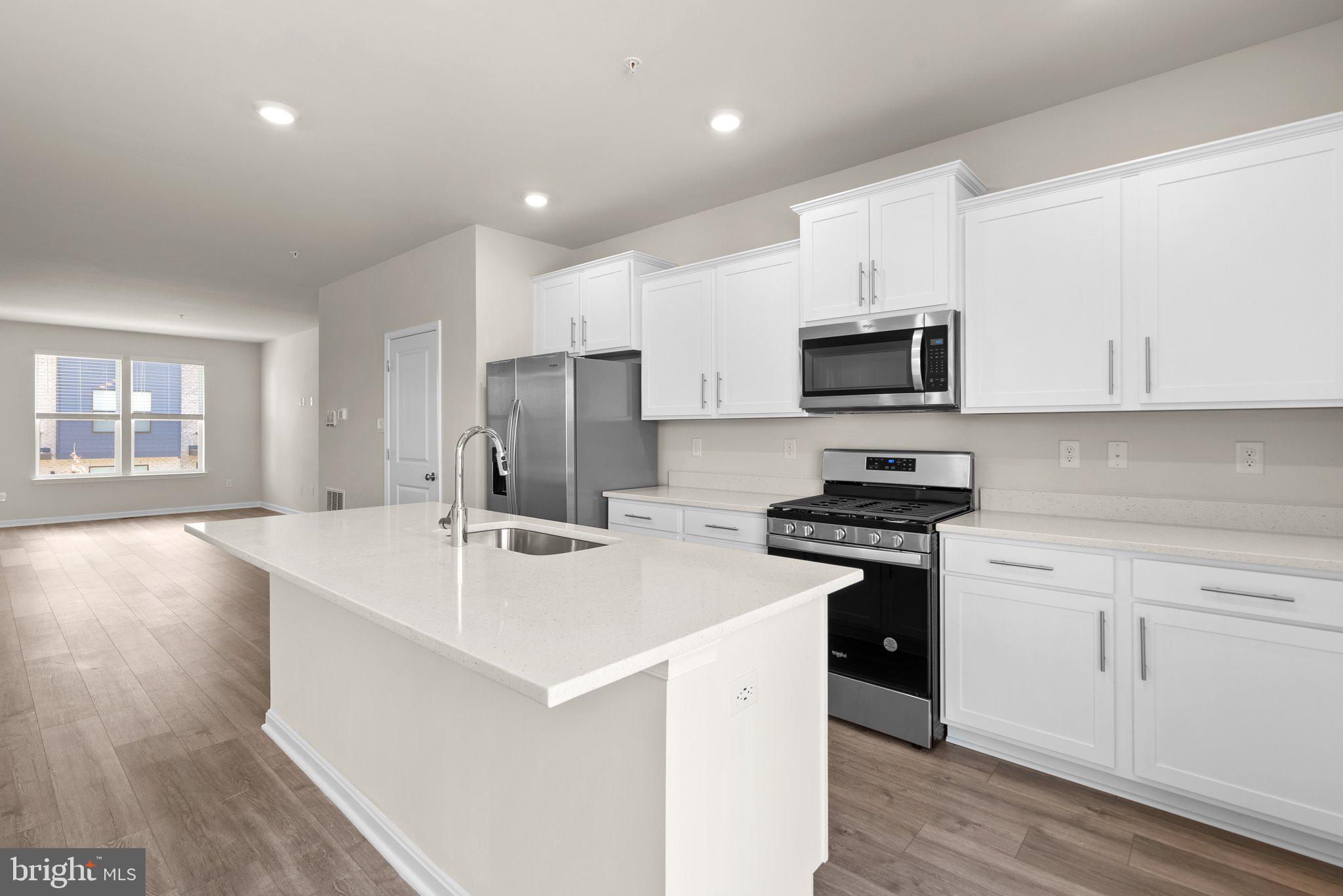 RENN QUARTER - Residential Lease