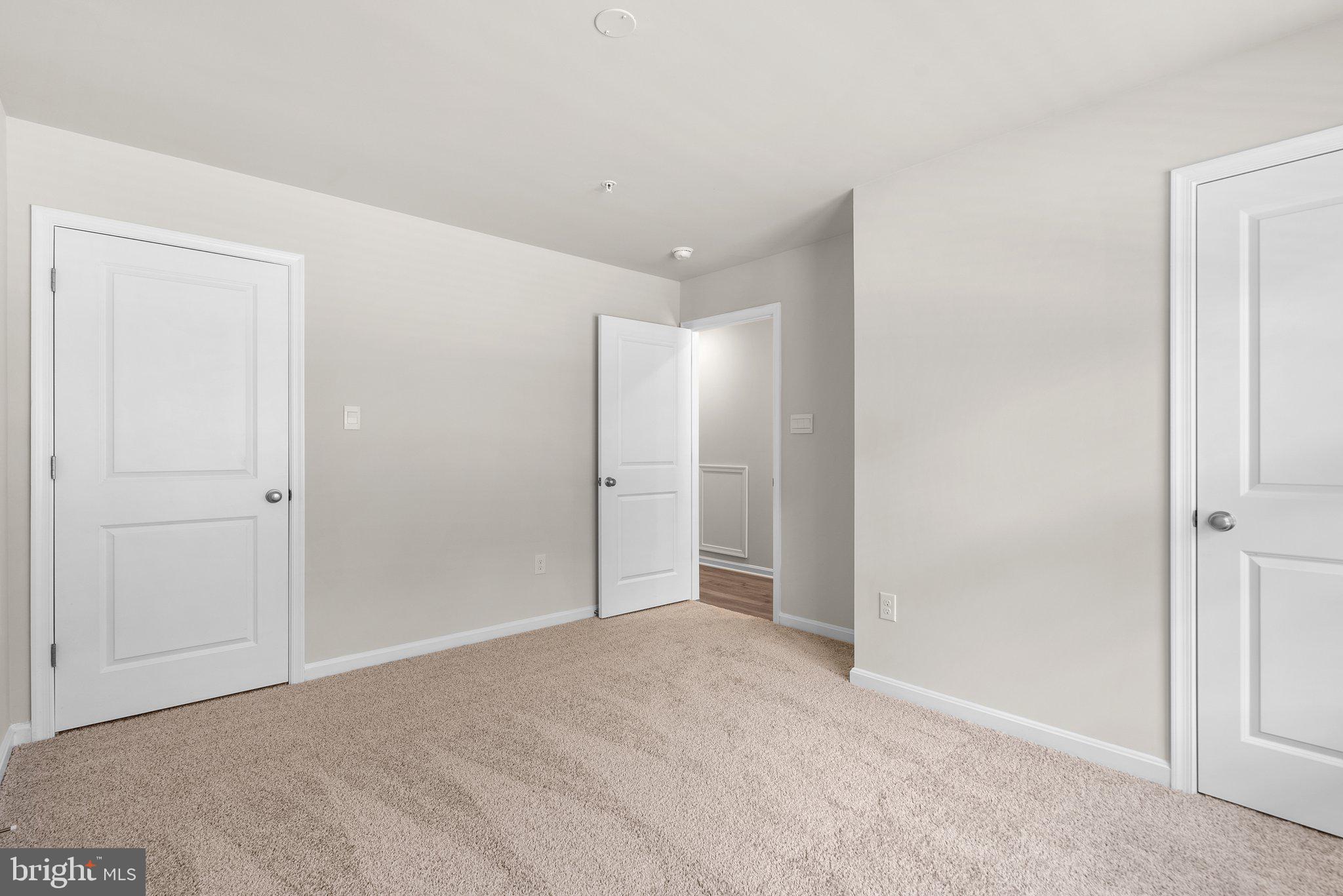 RENN QUARTER - Residential Lease