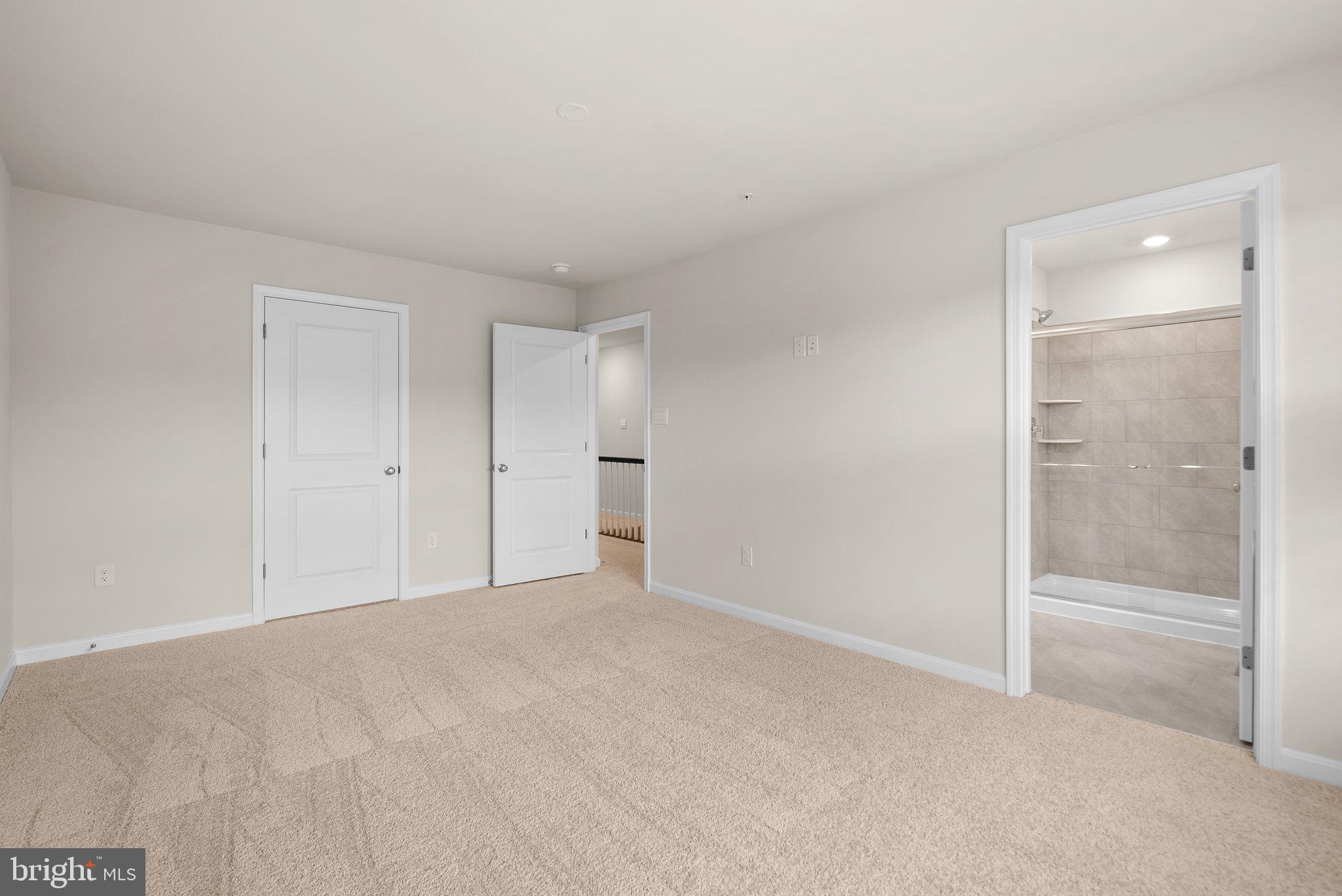 RENN QUARTER - Residential Lease