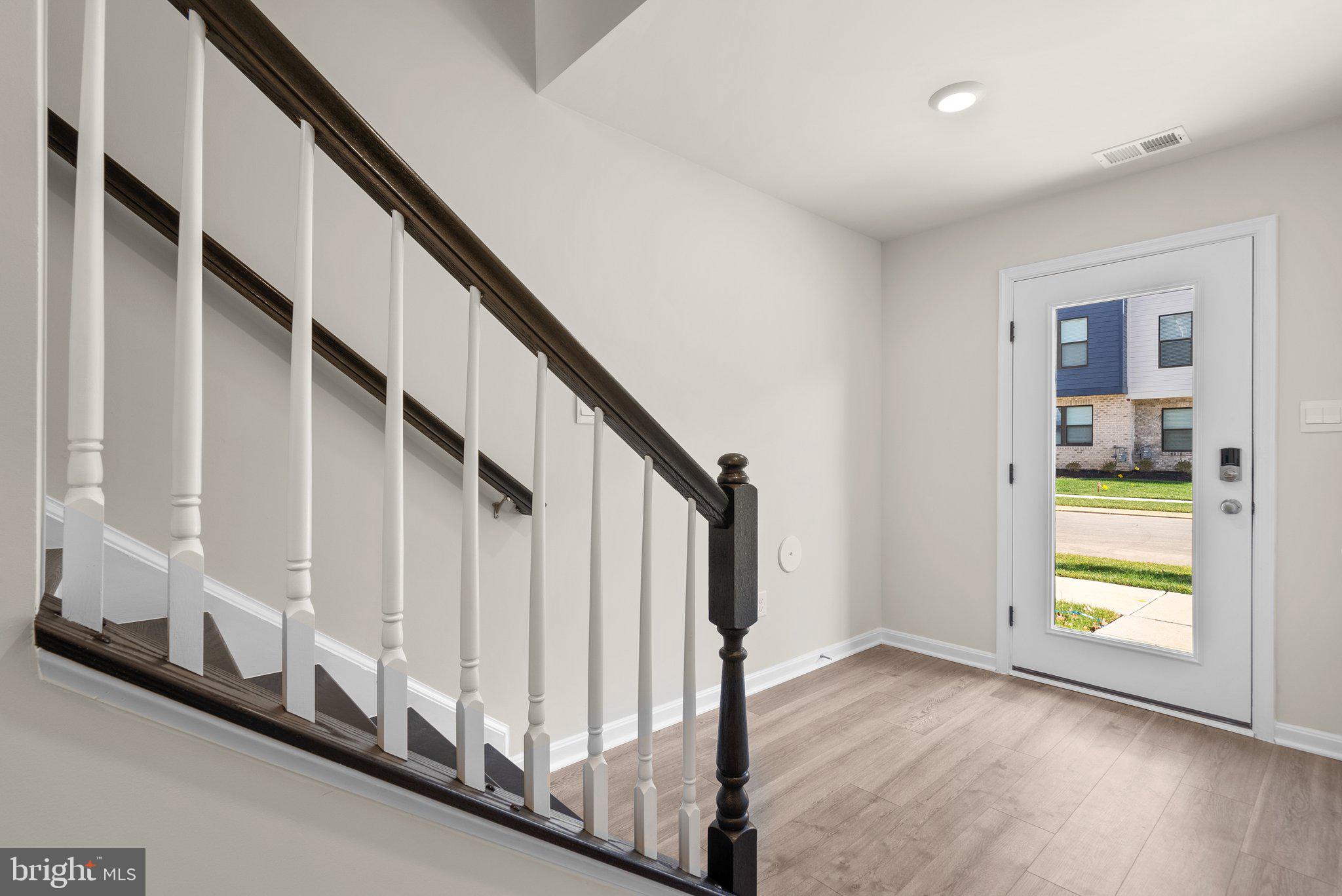 RENN QUARTER - Residential Lease