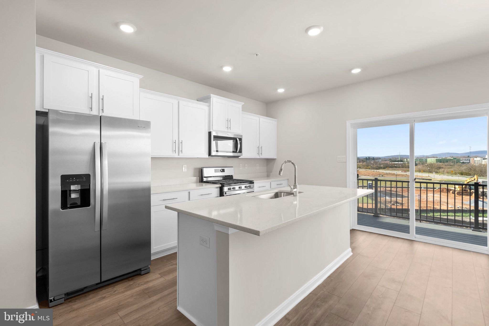 RENN QUARTER - Residential Lease