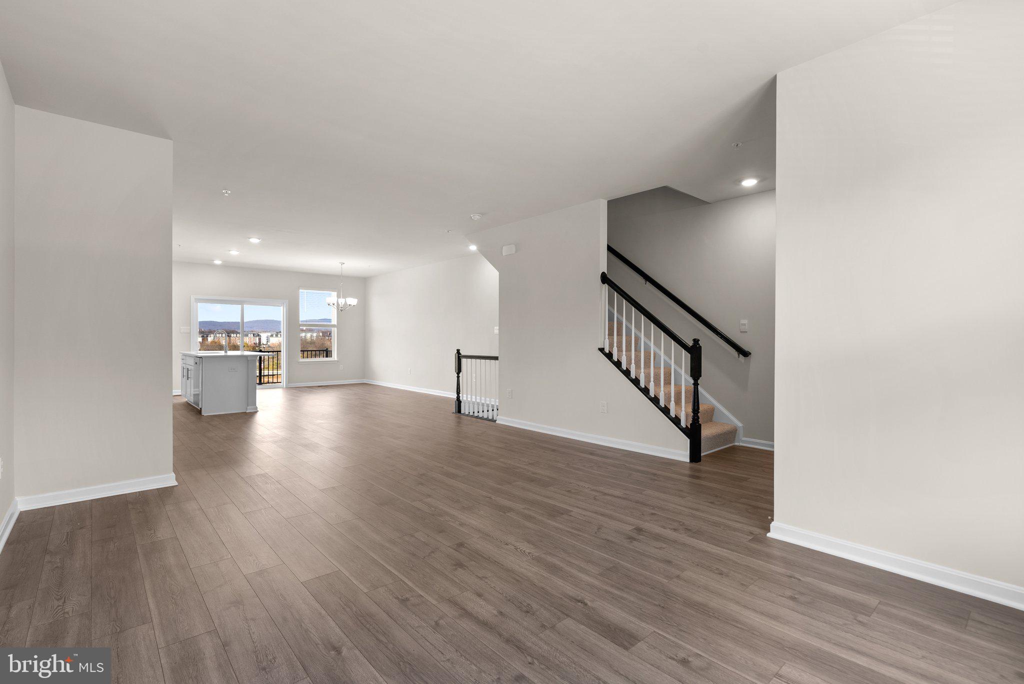 RENN QUARTER - Residential Lease