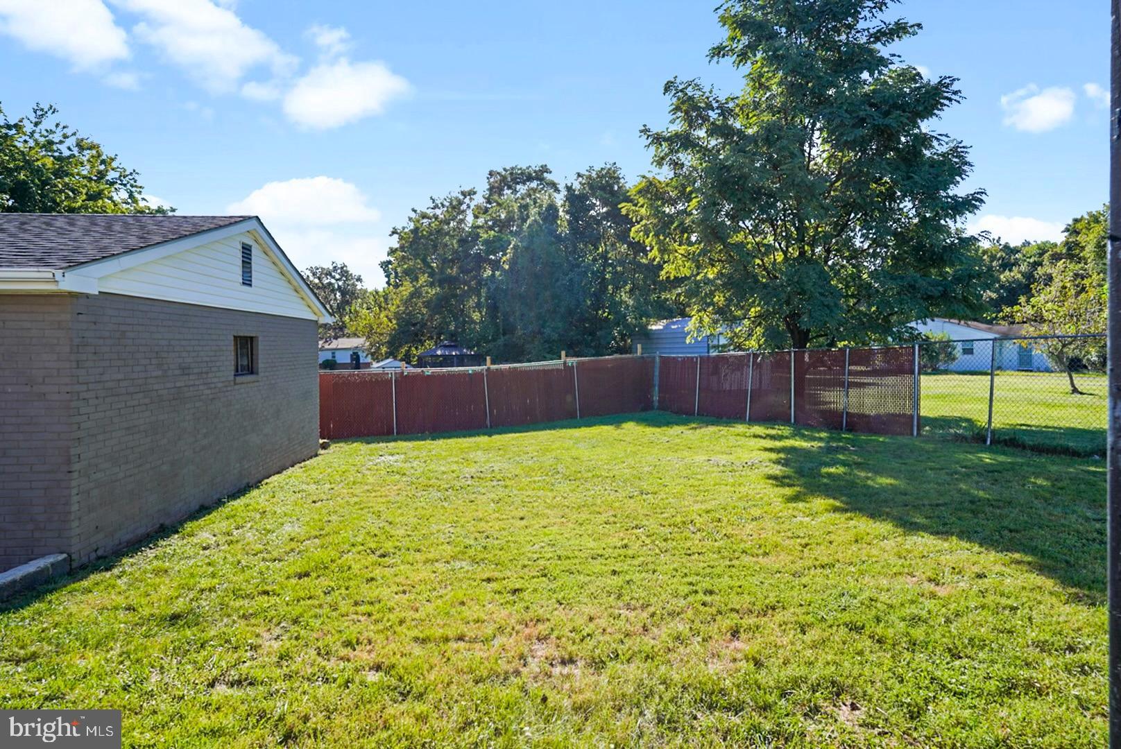 LAWRENCE C MOORE SUB - Residential Lease