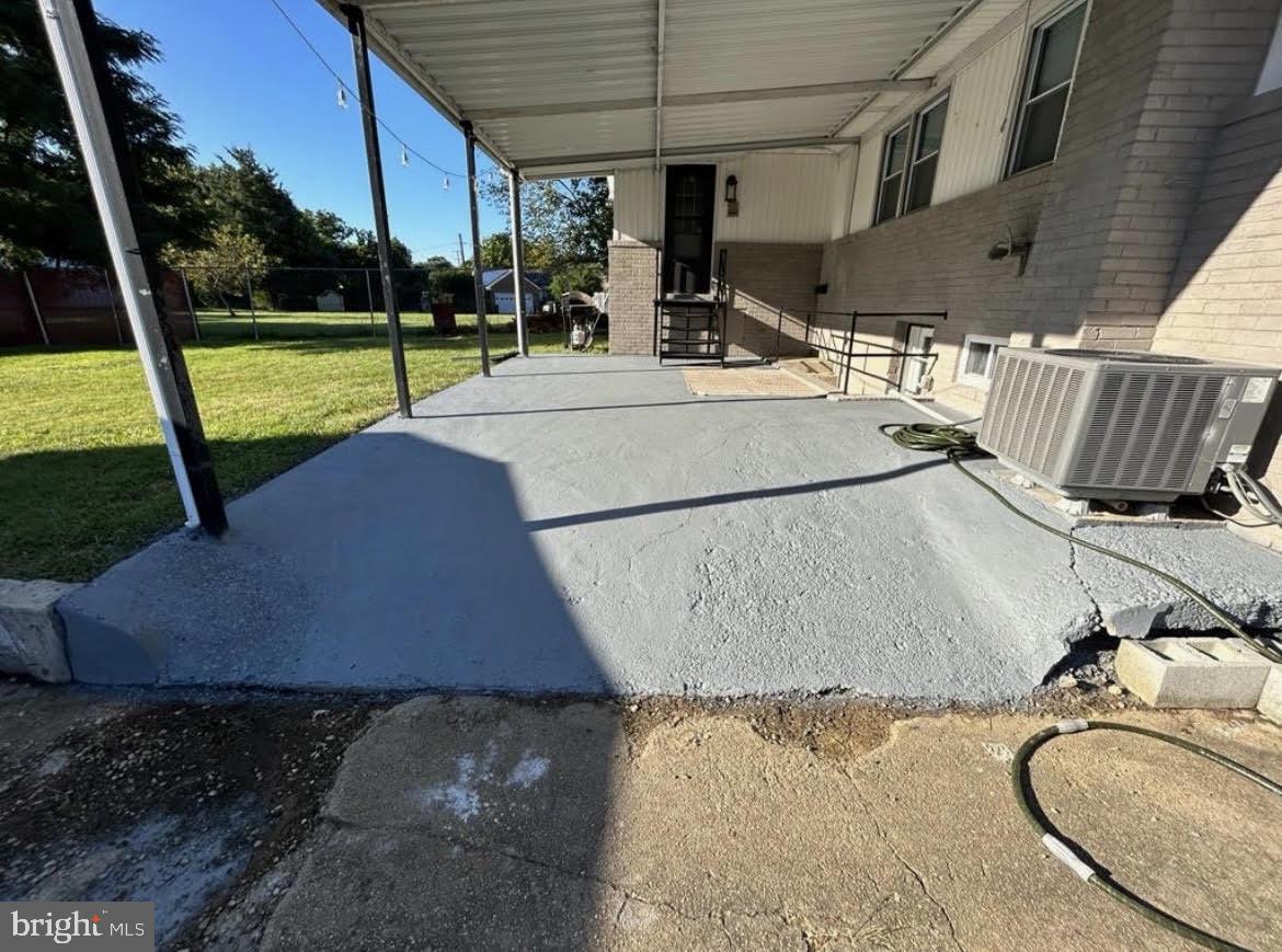 LAWRENCE C MOORE SUB - Residential Lease