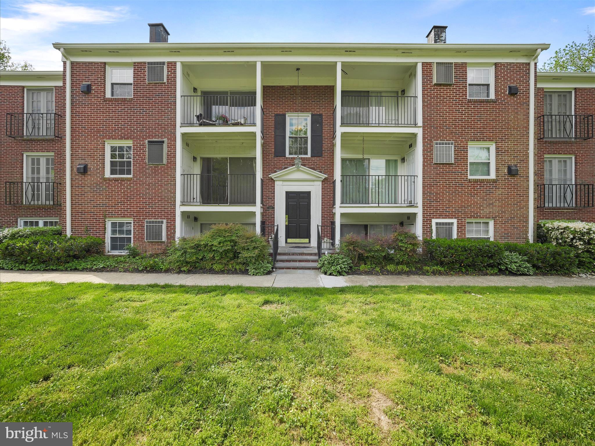 *Easy to show* Lovely ground-floor condominium within a gated community. Boasting one bedroom and one bath. Fresh paint throughout (2025). Updated luxury plank flooring throughout. Large living area to gather family and friends. Modernized kitchen featuring quartz countertops, stainless steel appliances, a cooktop gas stove, a wall oven, a breakfast bar, and tons of cabinet and counter space. You won't be disappointed. Well-appointed primary bedroom with ample closet space. Updated full bath, newer tiling, and featuring tub/shower combination. Covered balcony to unwind and take in the lavish landscaping all around. Additional storage area within the building. The community offers a range of amenities such as a health club, community pool, and car charging stations just outside the door. Water and sewer billing is included in the condominium association. Located near Loyola University, Notre Dame College, and Johns Hopkins, Do not miss this one!