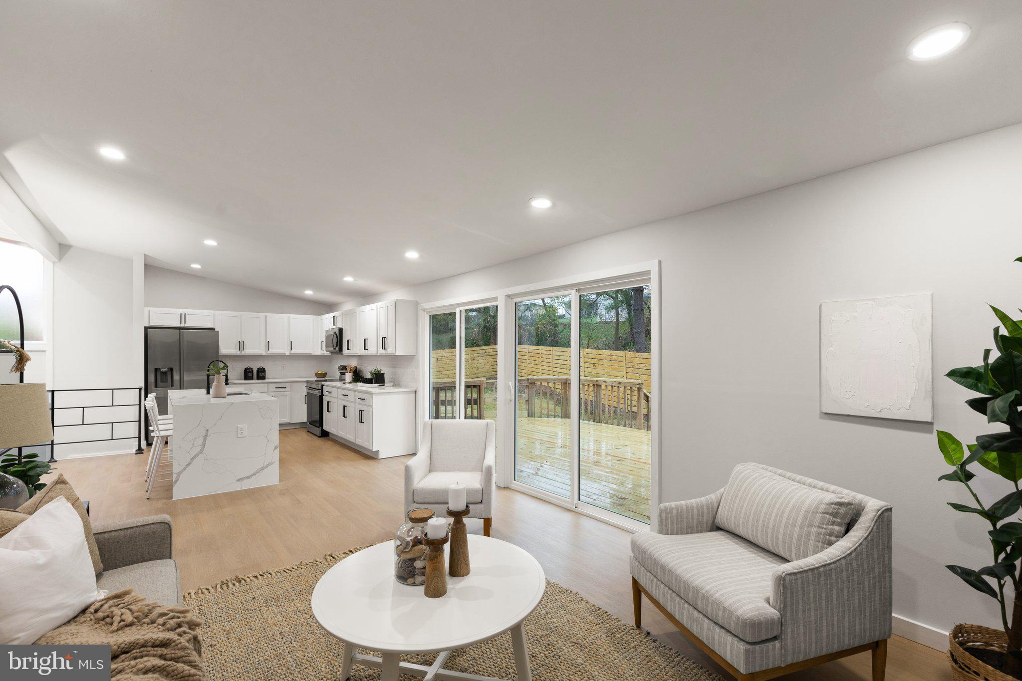 PIKESVILLE - Residential