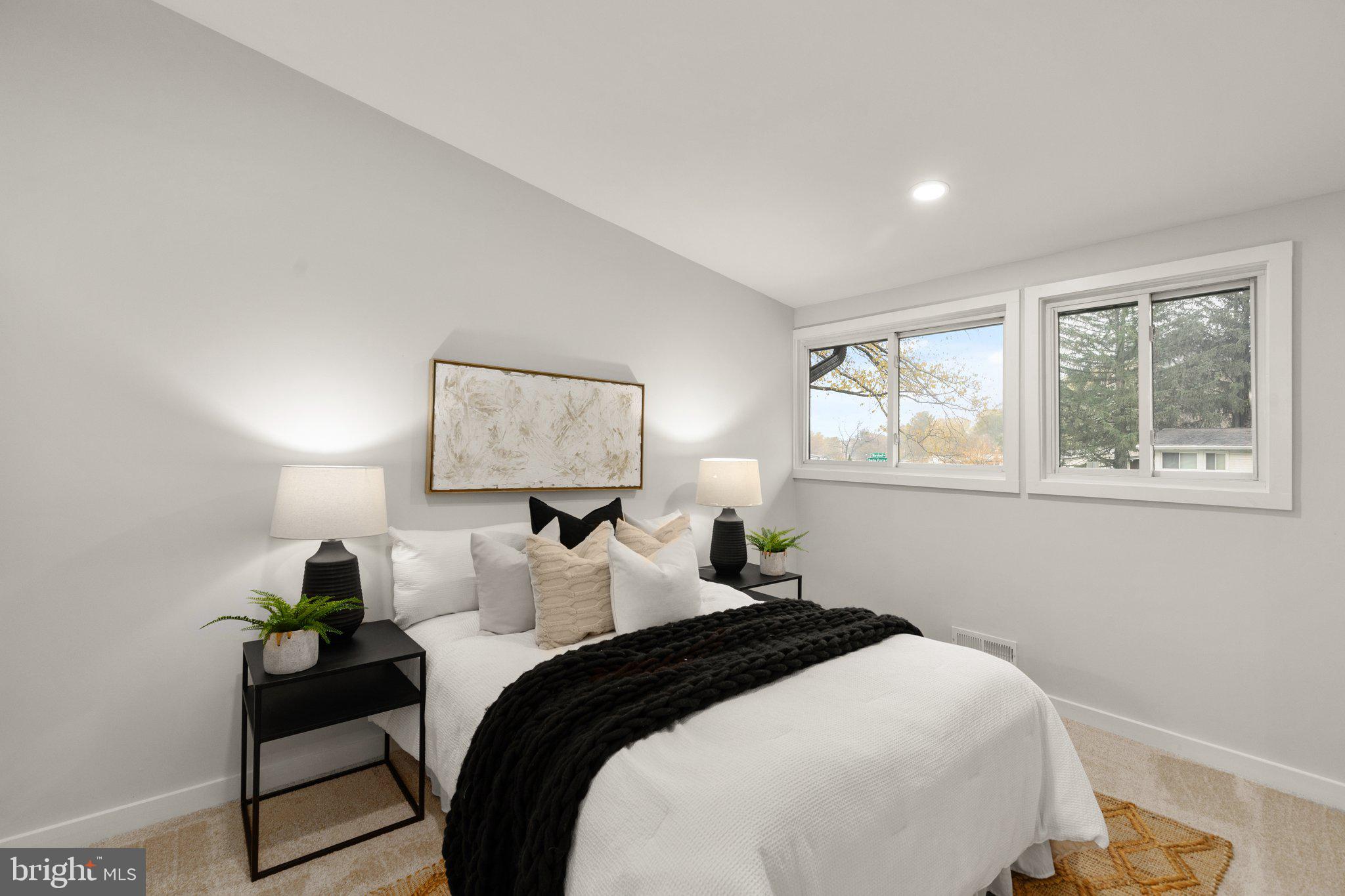 PIKESVILLE - Residential