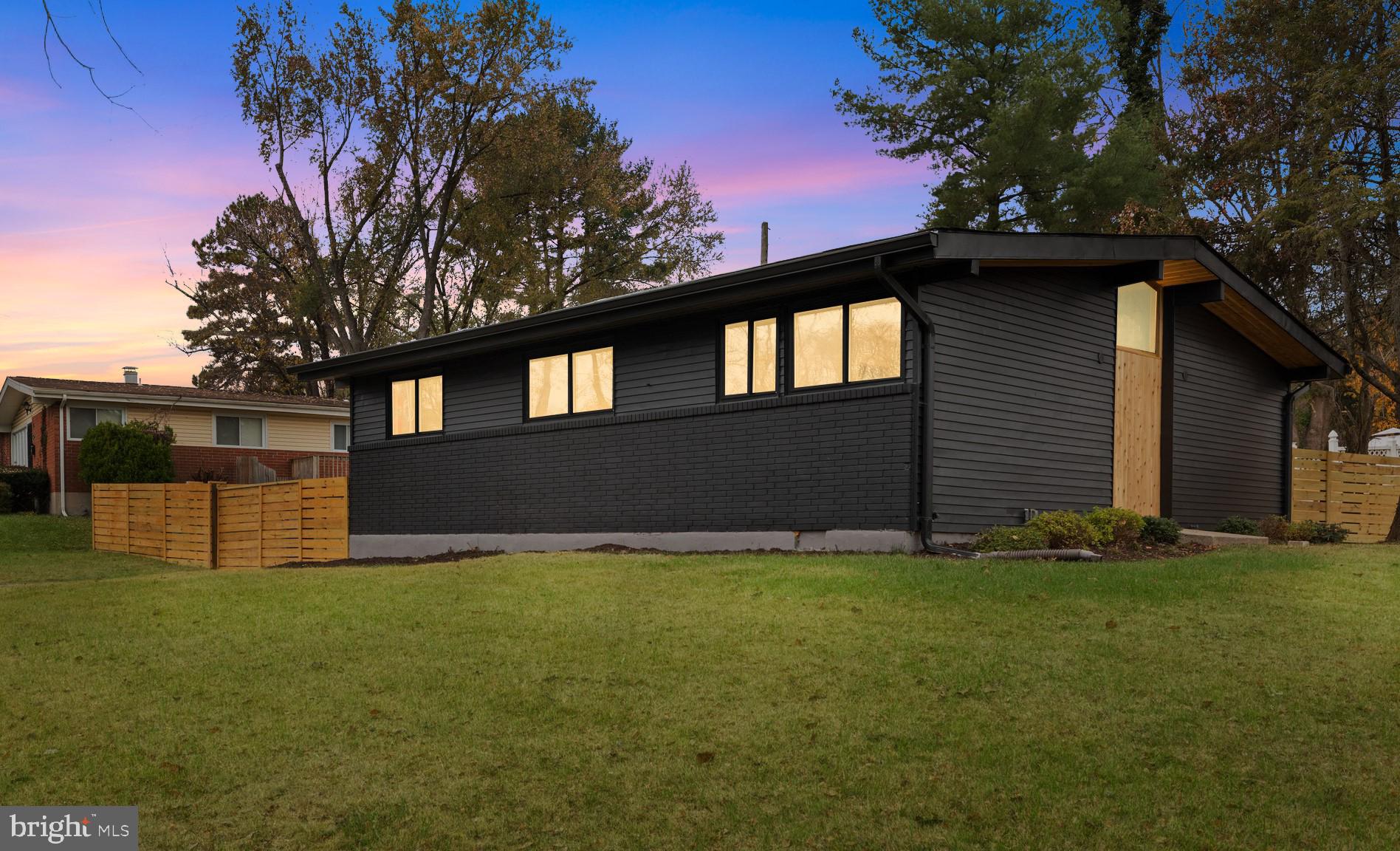 PIKESVILLE - Residential