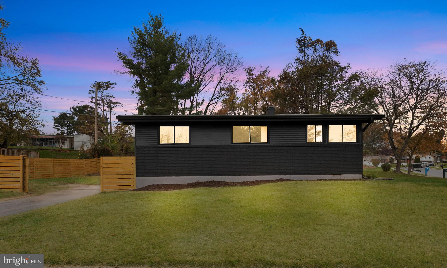 PIKESVILLE - Residential