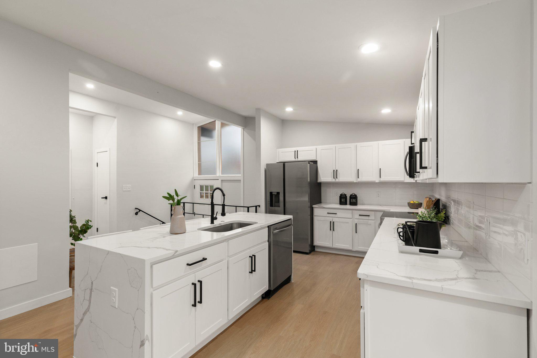 PIKESVILLE - Residential